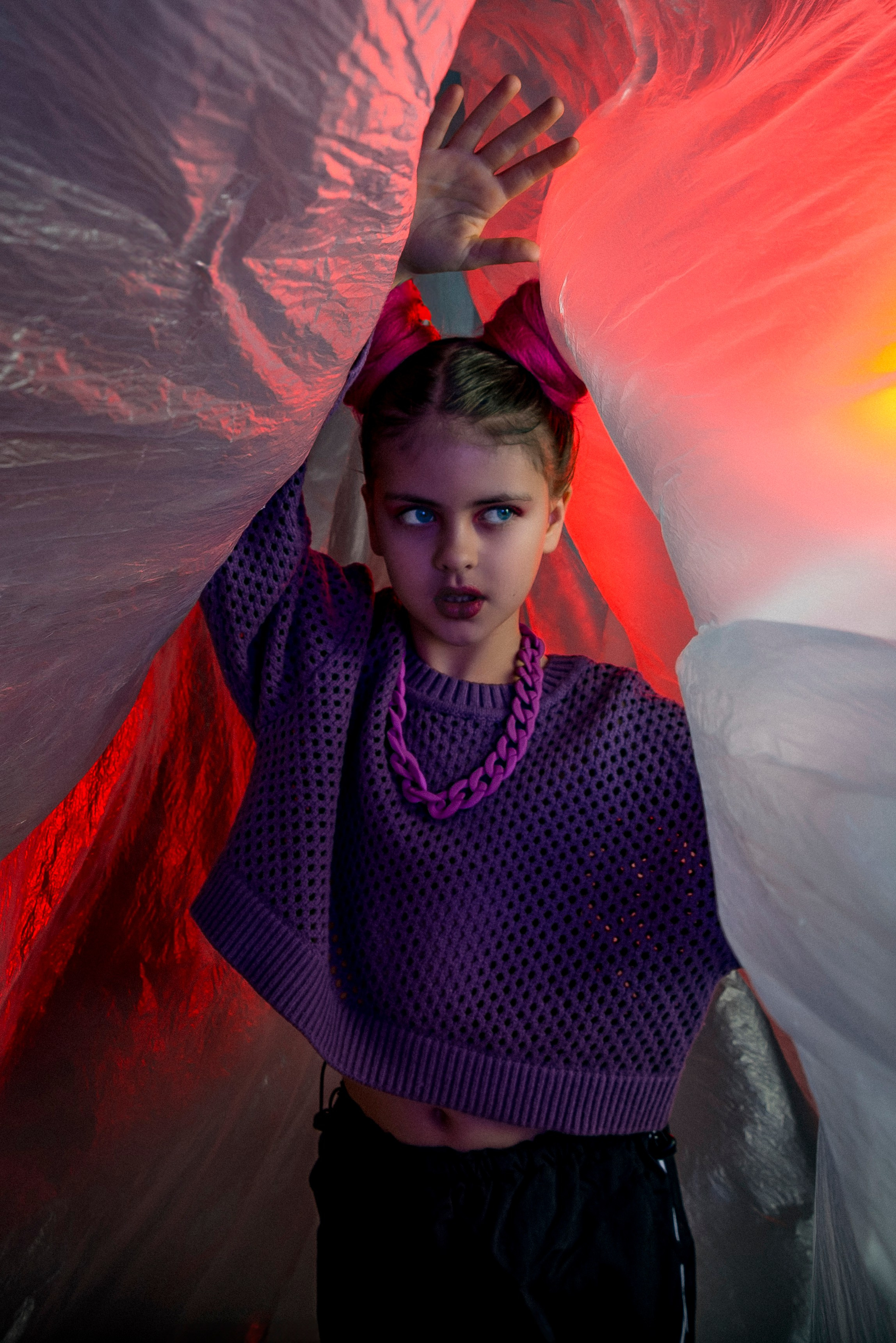 неоновая фотосессия в студии в сочи