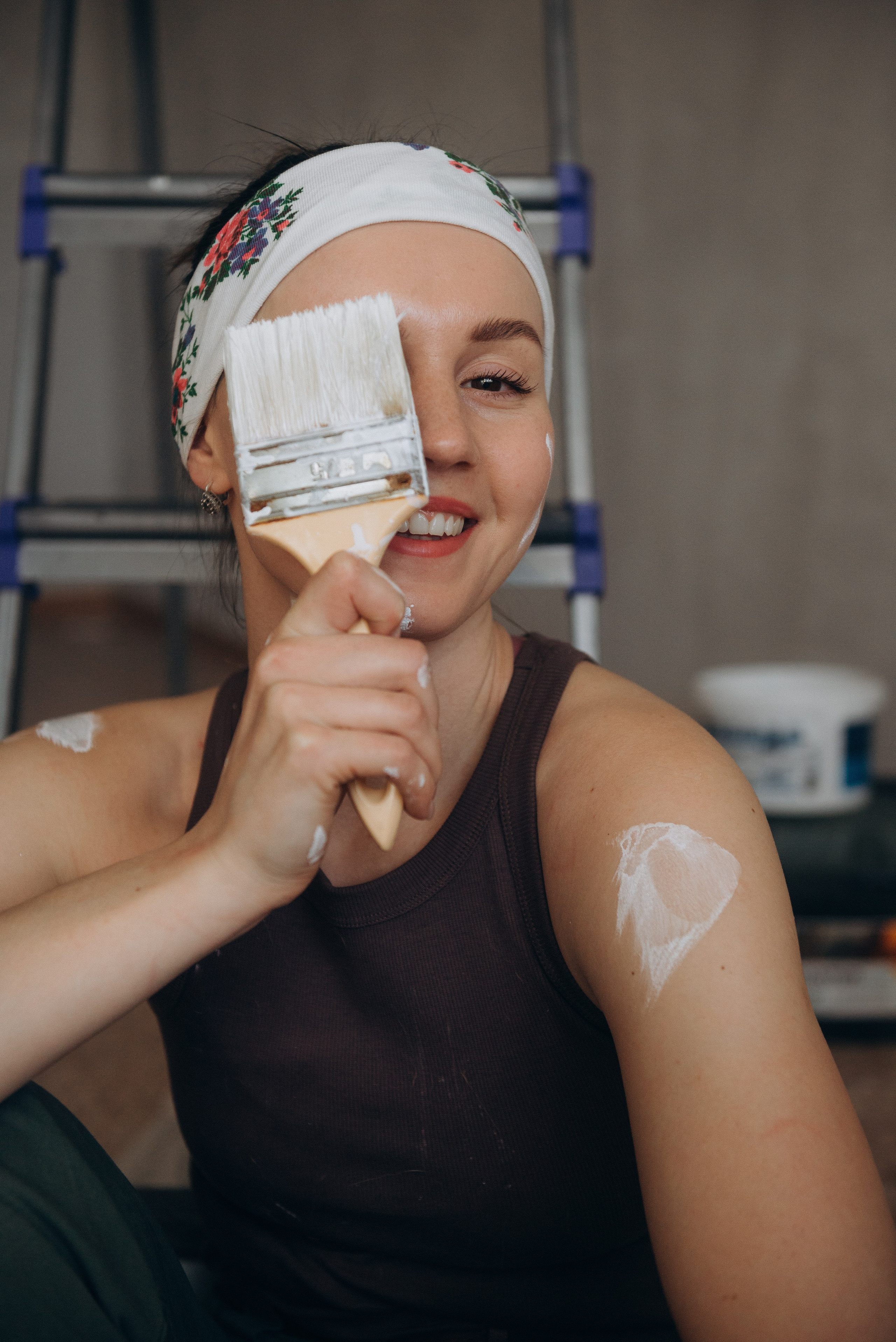 Ремонтники: Тася и Сиба. Ирина Метелица фотограф на Шикотане