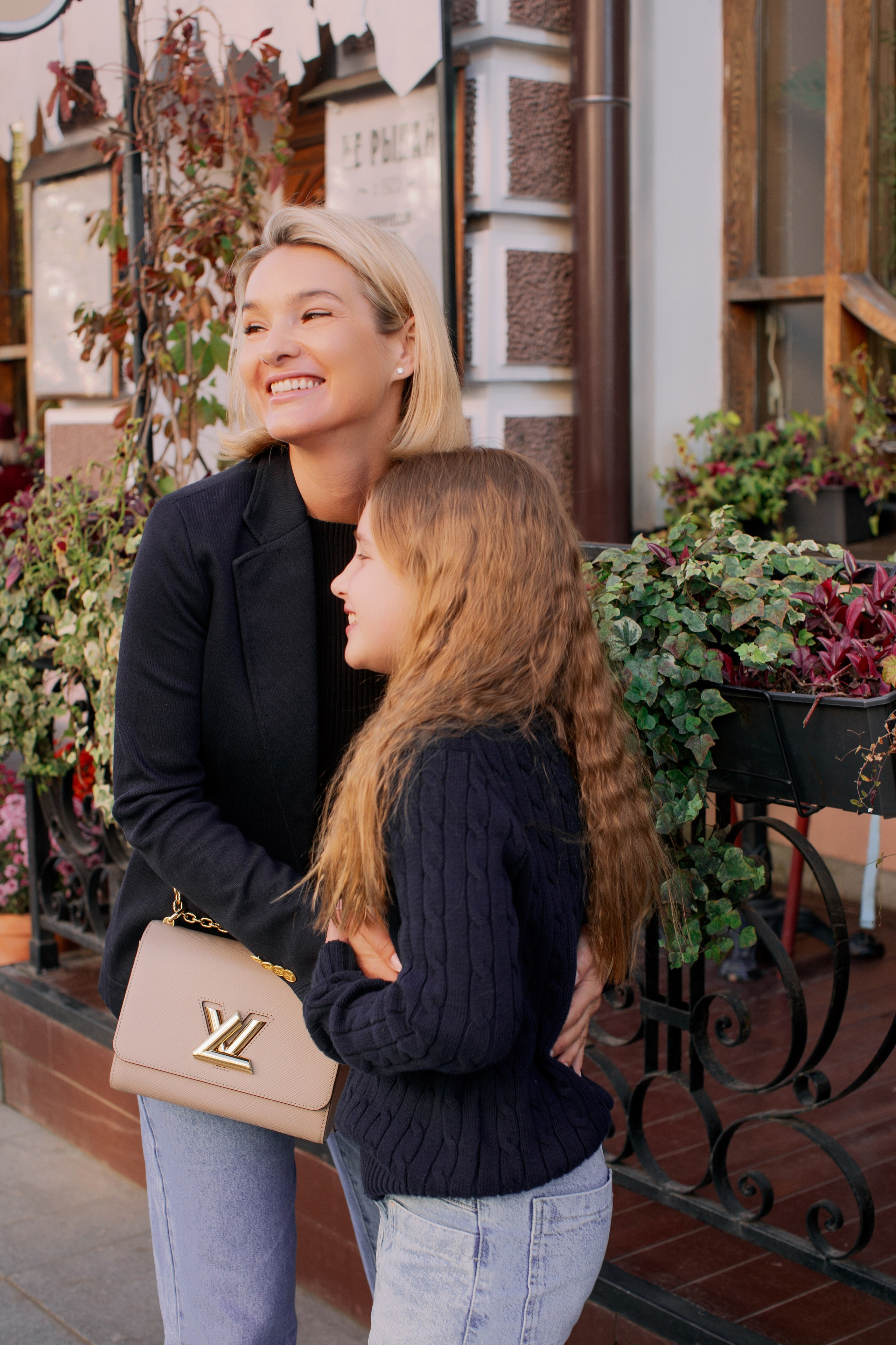 Фотопрогулка во Владивостоке. Портретный, свадебный, репортажный фотограф во Владивостоке Юлиана Джули Фокс