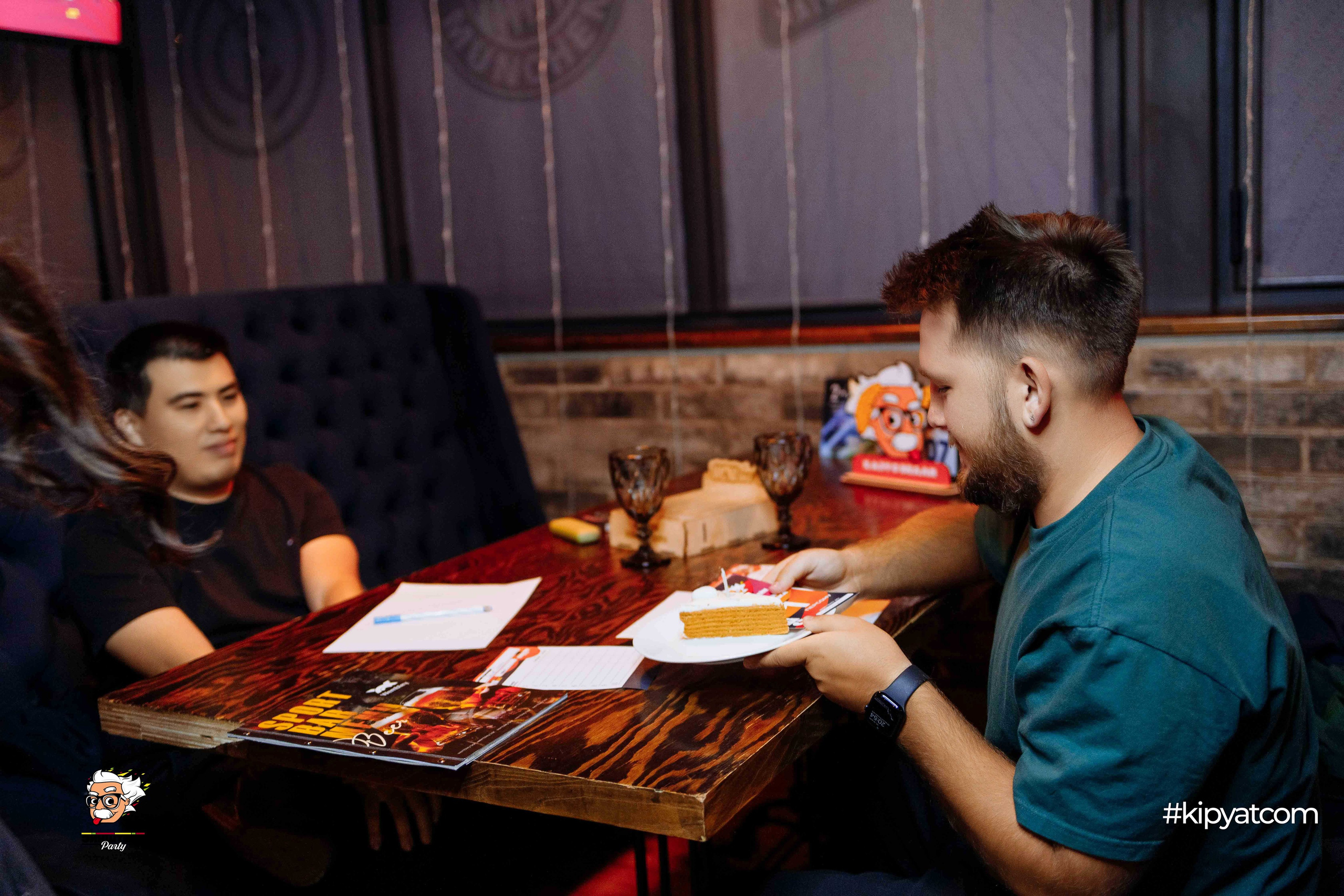 Эйнштейн Party