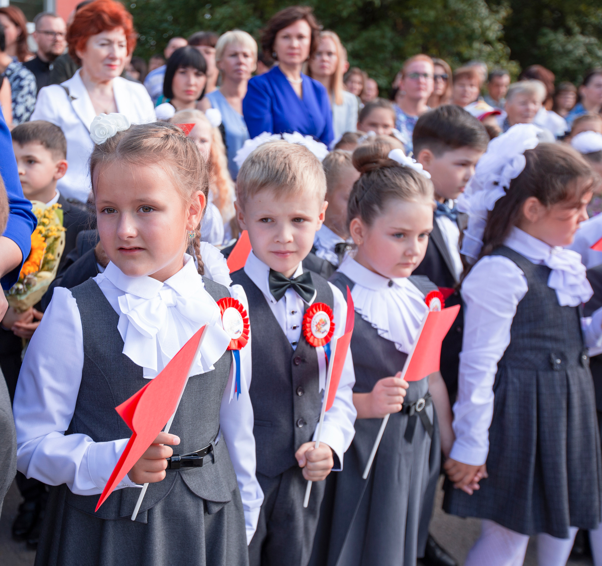 1 сентября. ДЕТСКИЙ И СЕМЕЙНЫЙ ФОТОГРАФ в Сосново, Ленинградской области и Спб