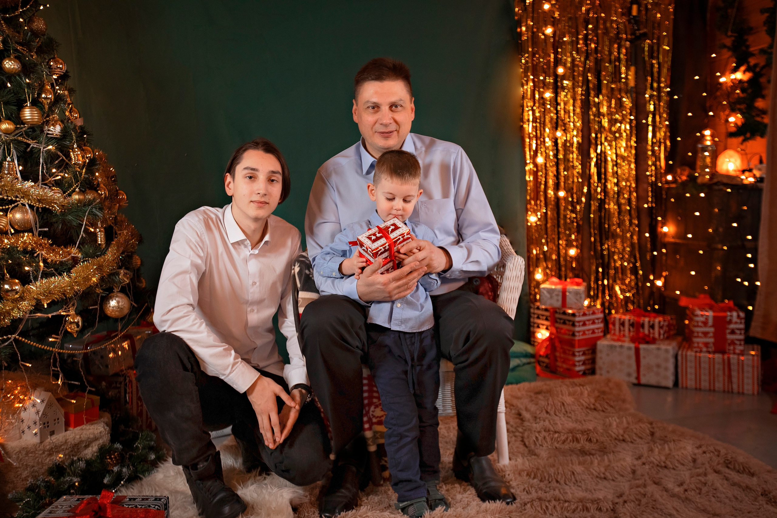 Новый год. ДЕТСКИЙ И СЕМЕЙНЫЙ ФОТОГРАФ в Сосново, Ленинградской области и Спб