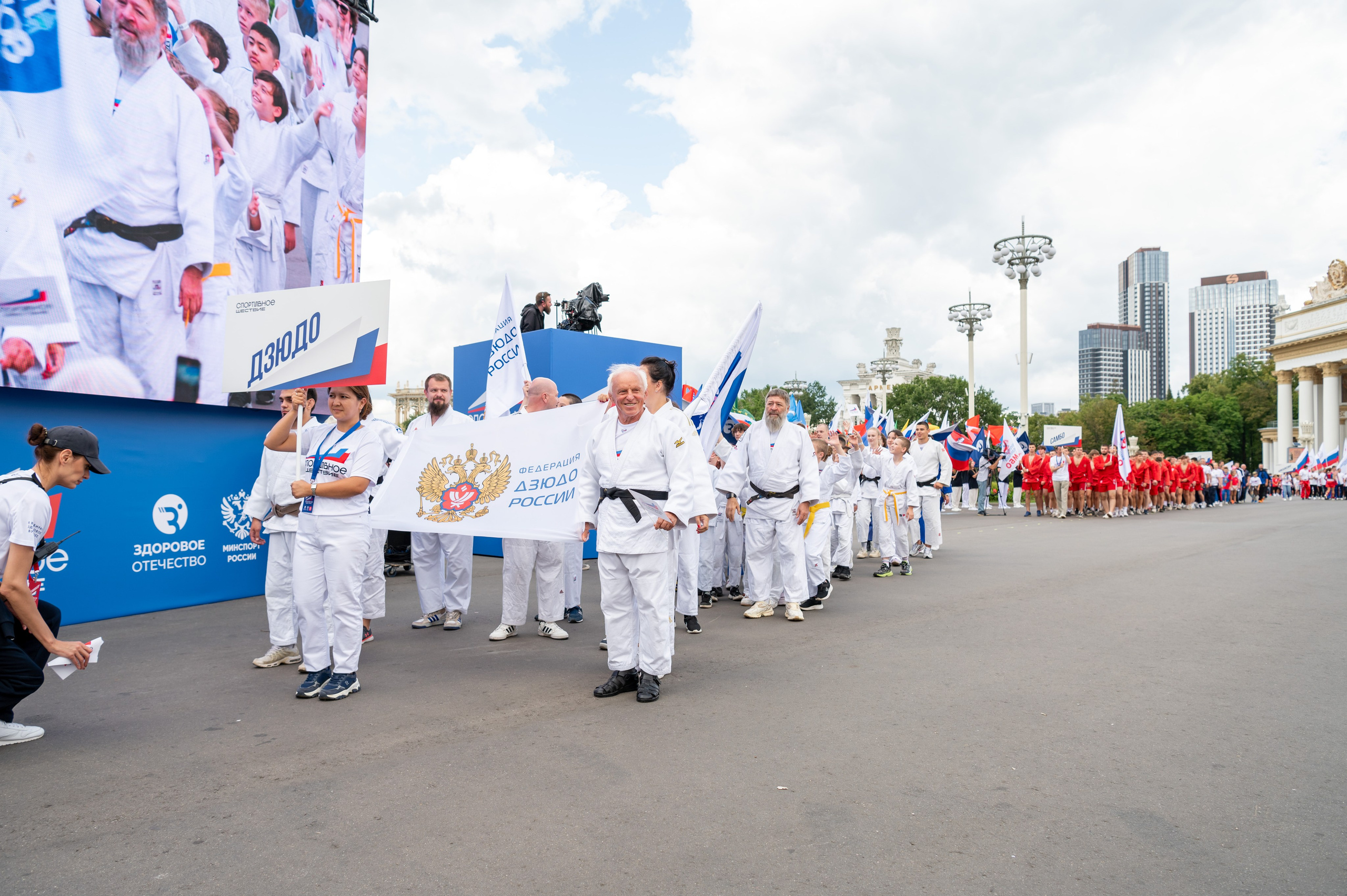 Спортивное шествие посвященное Дню физкультурника!. Детский и семейный фотограф г. Москва Оксана Катаджи