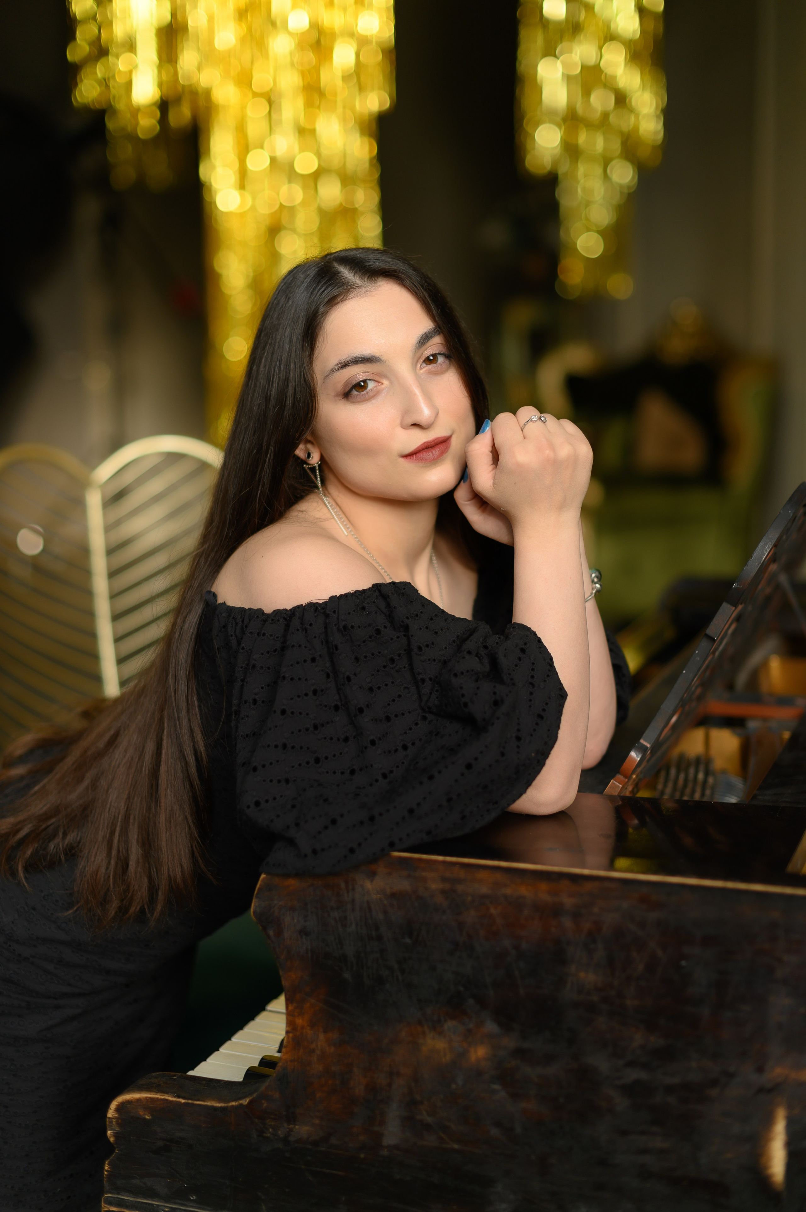 Индивидуальная фотосессия в студии для Аллы