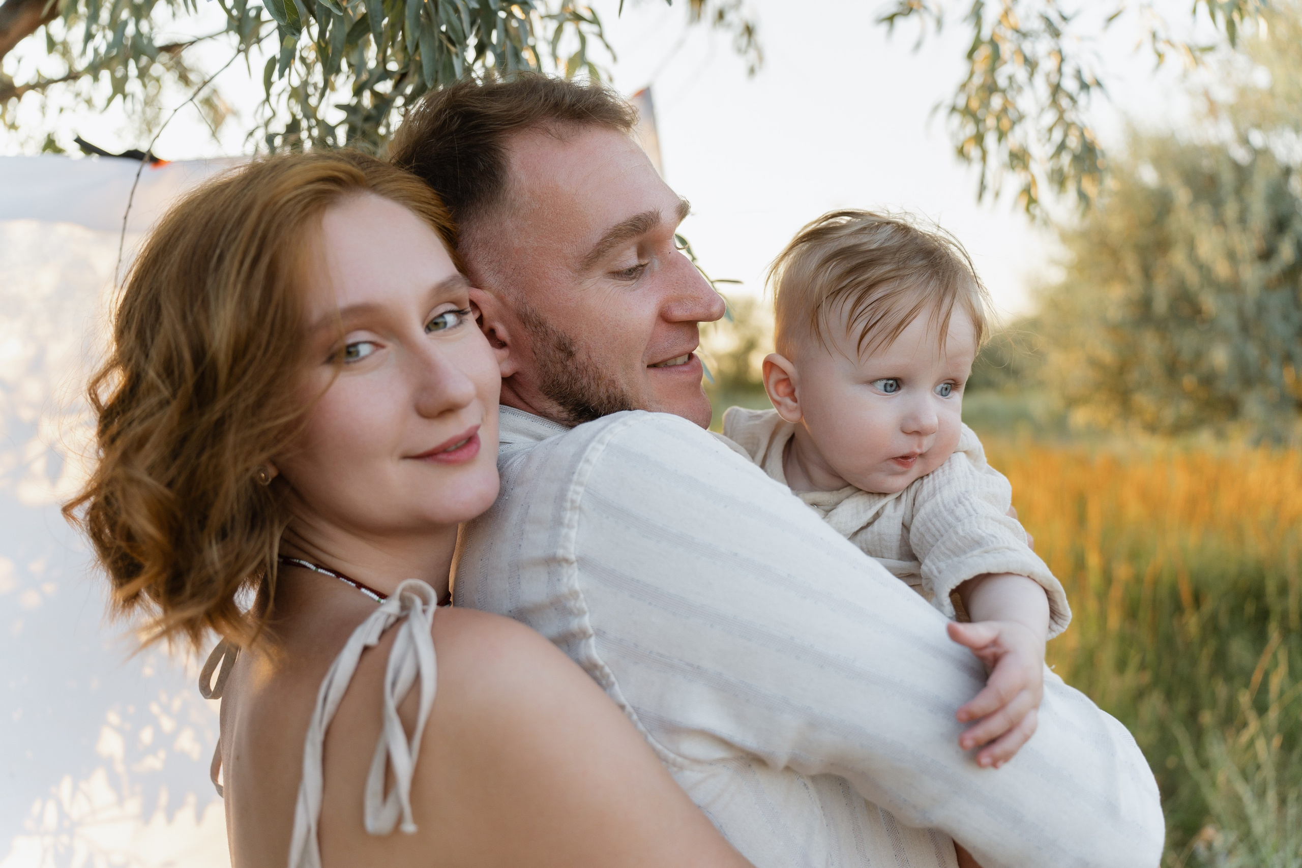 Виталий и Татьяна_ фотозона пикник. Свадебный и семейный фотограф в Самаре Салахова Гулина