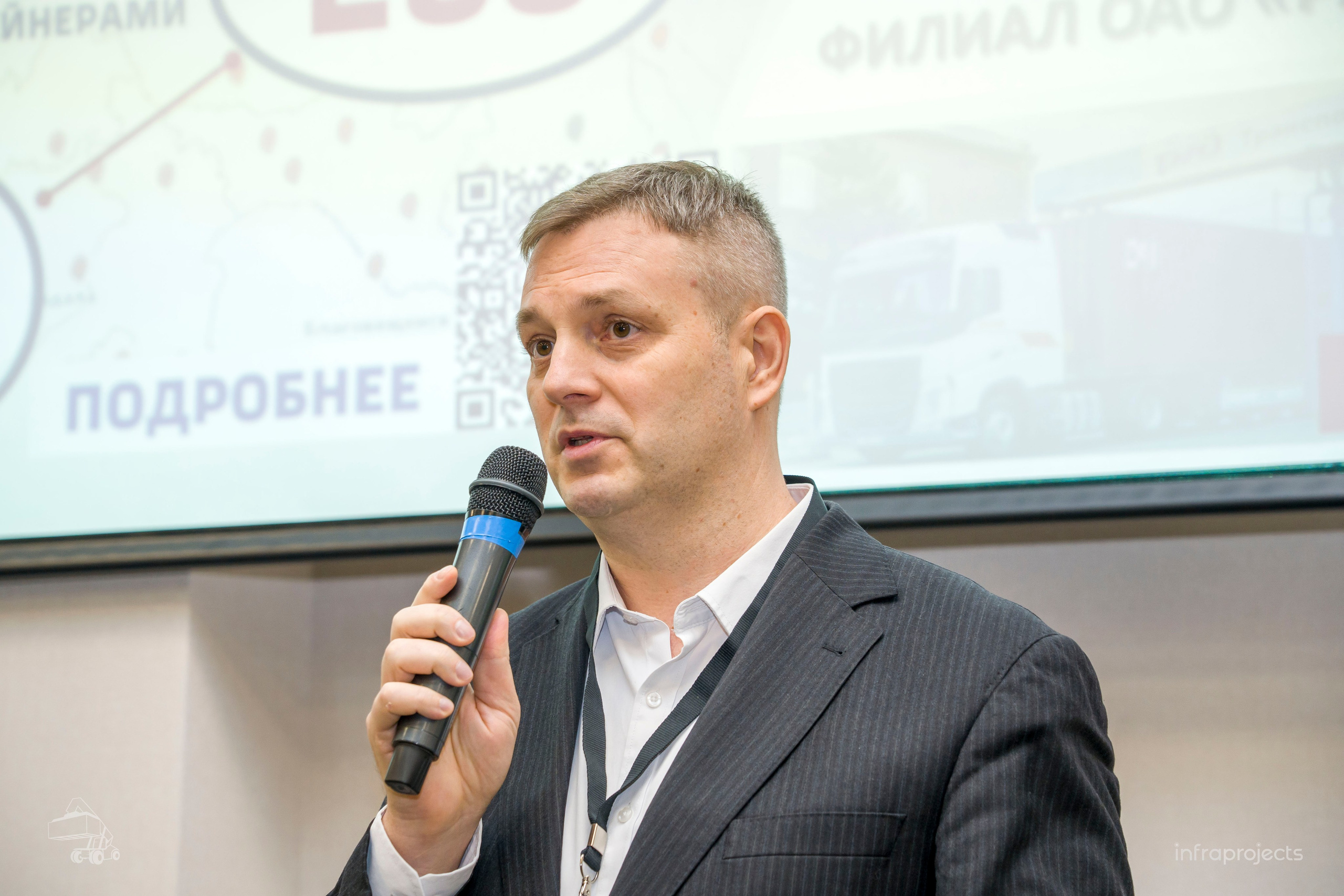 За контейнерами репортаж. Фотограф в Санкт-Петербурге. Репортажная и все съёмки для бизнеса