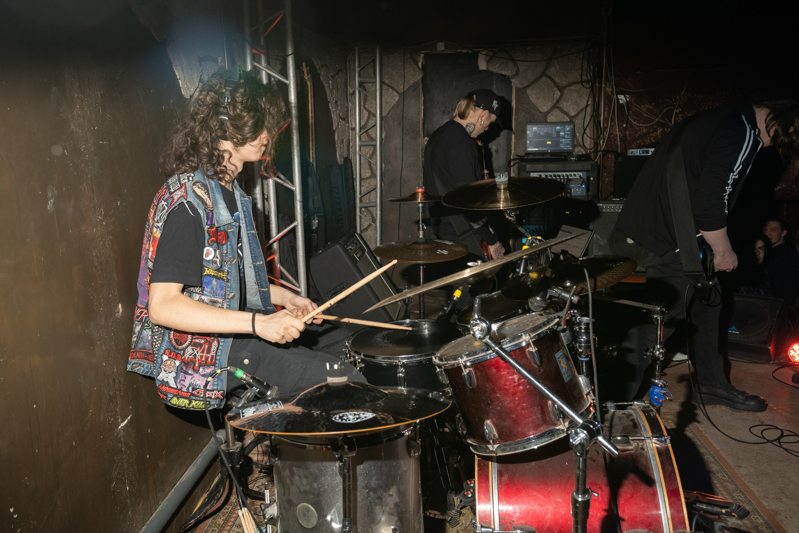 Ночь На Земле|Нора, Псков. Концертный и репортажный фотограф в Санкт-Петербурге Слава Пахомов