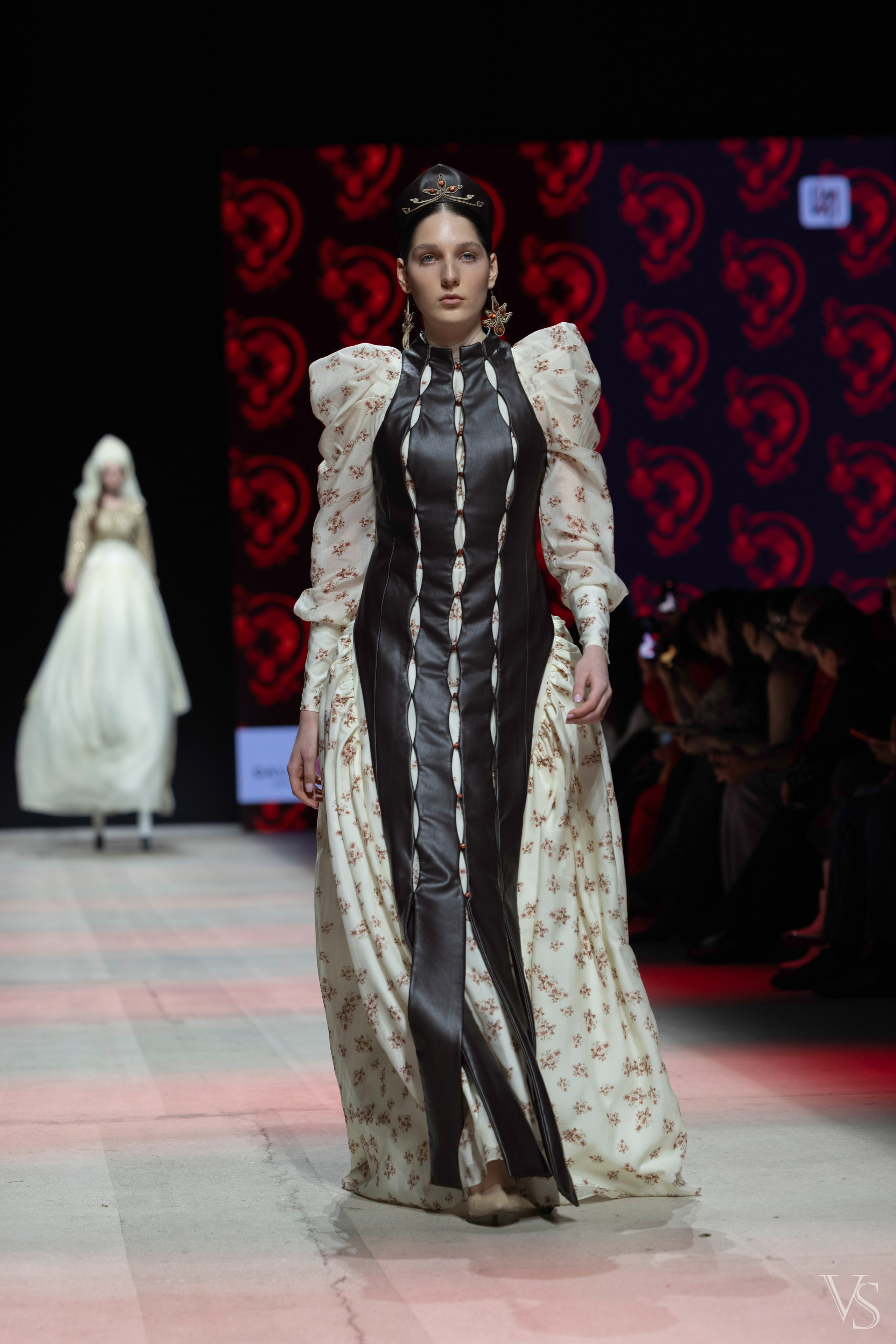 Неделя Российской моды. Манеж. РГУ Косыгина. Фотограф Виктор Степанов