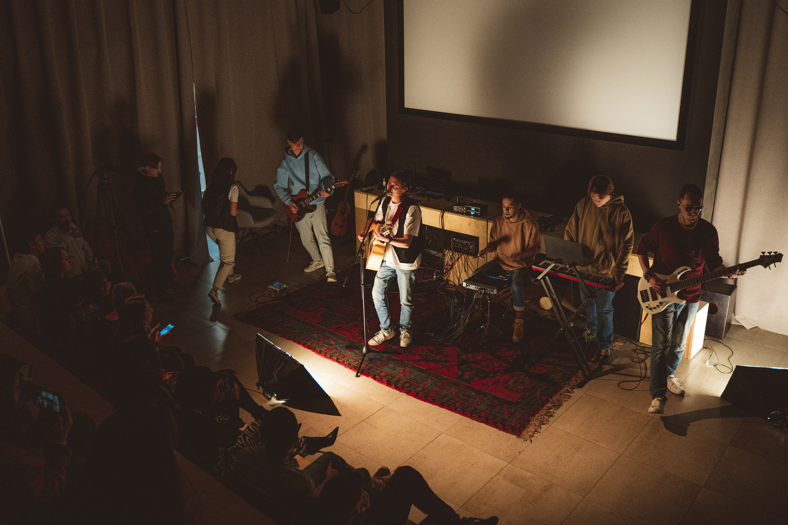 Квартирник в Ко-воркинге «Люди». Свадебный и репортажный фотограф в Уфе| Осетрова Ольга