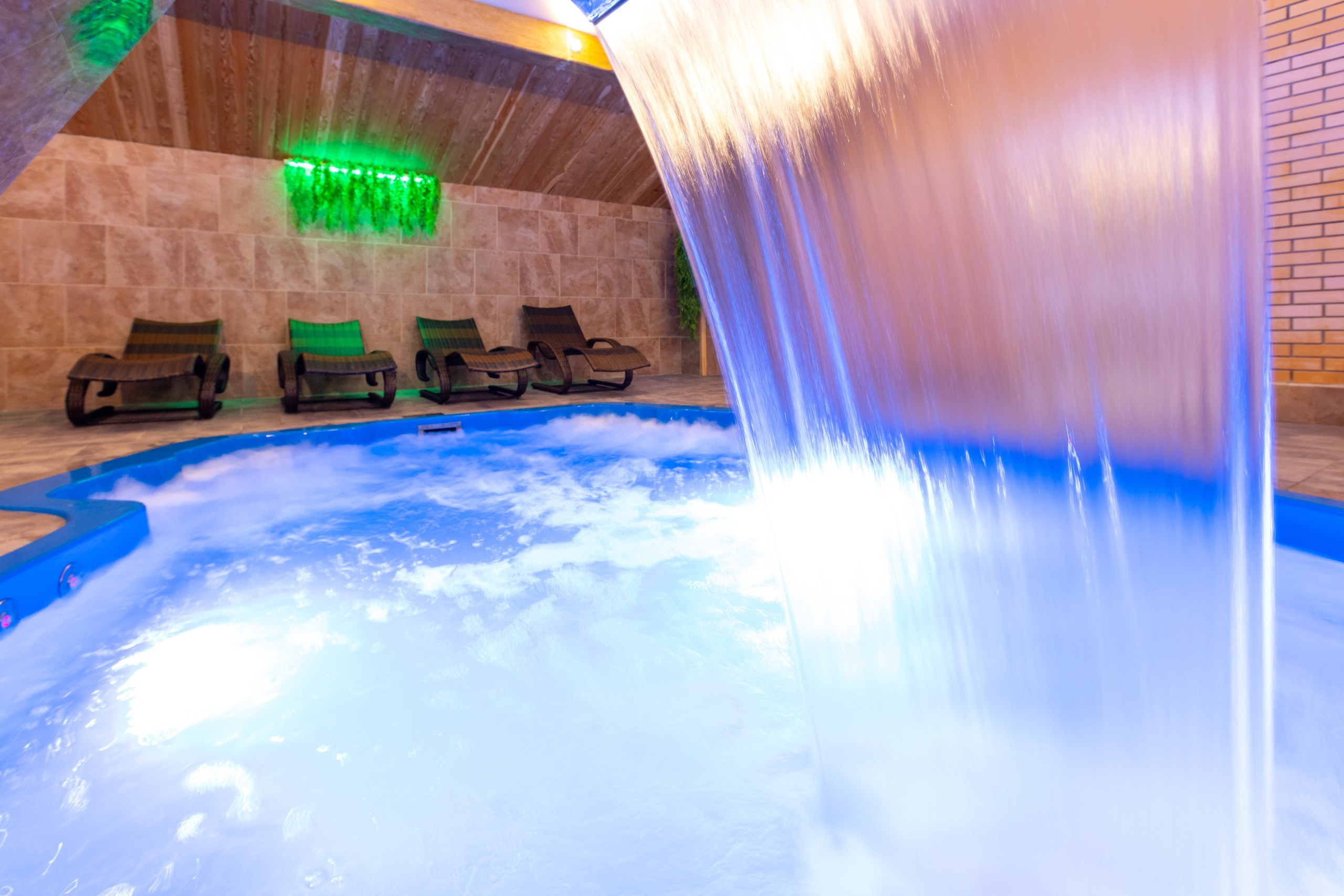 Большая Тросна вечером и новый бассейный комплекс. Фотограф в Туле Крупский АнДРей. Фотостудия «КАДР71» в Туле