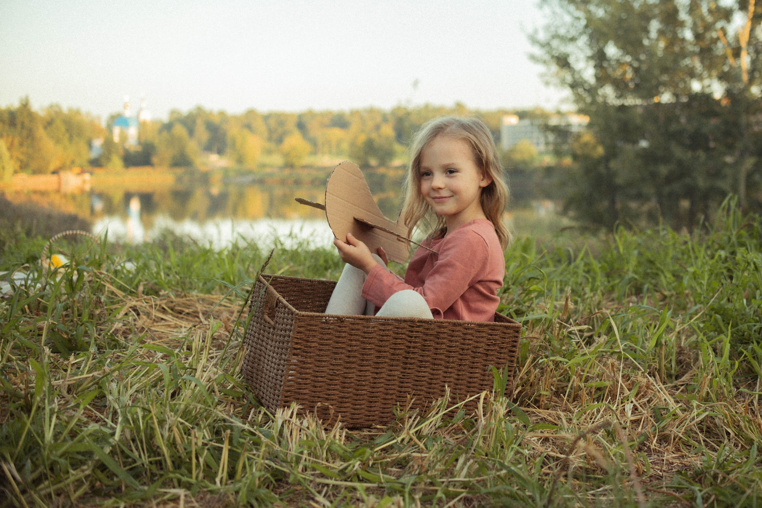Семейная фотосессия на природе. Семейный фотограф в Железнодорожном Масаева Елена