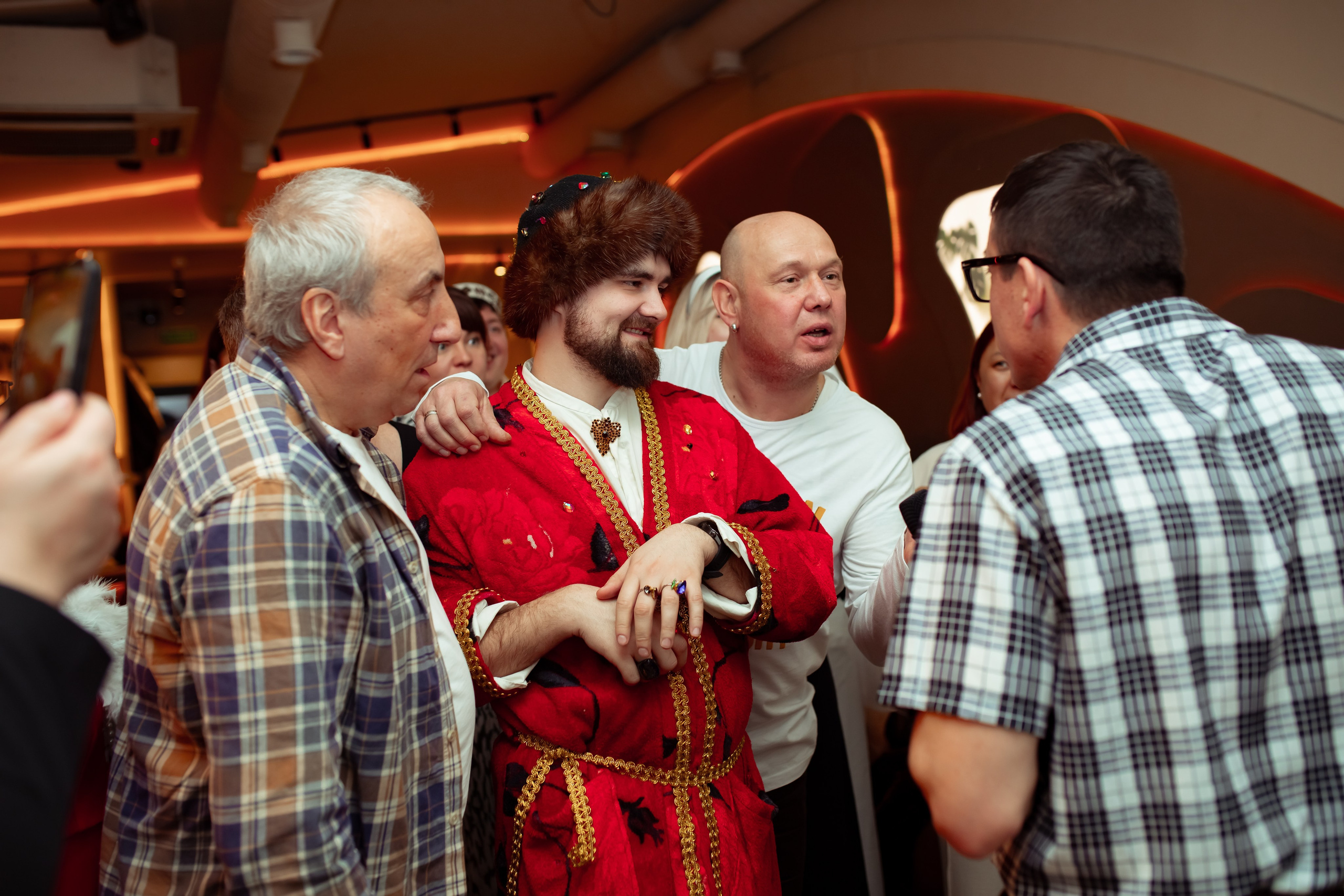 Юбилей Анны в стиле Гайдая. Семейный и детский фотограф в Москве Дорогова Екатерина