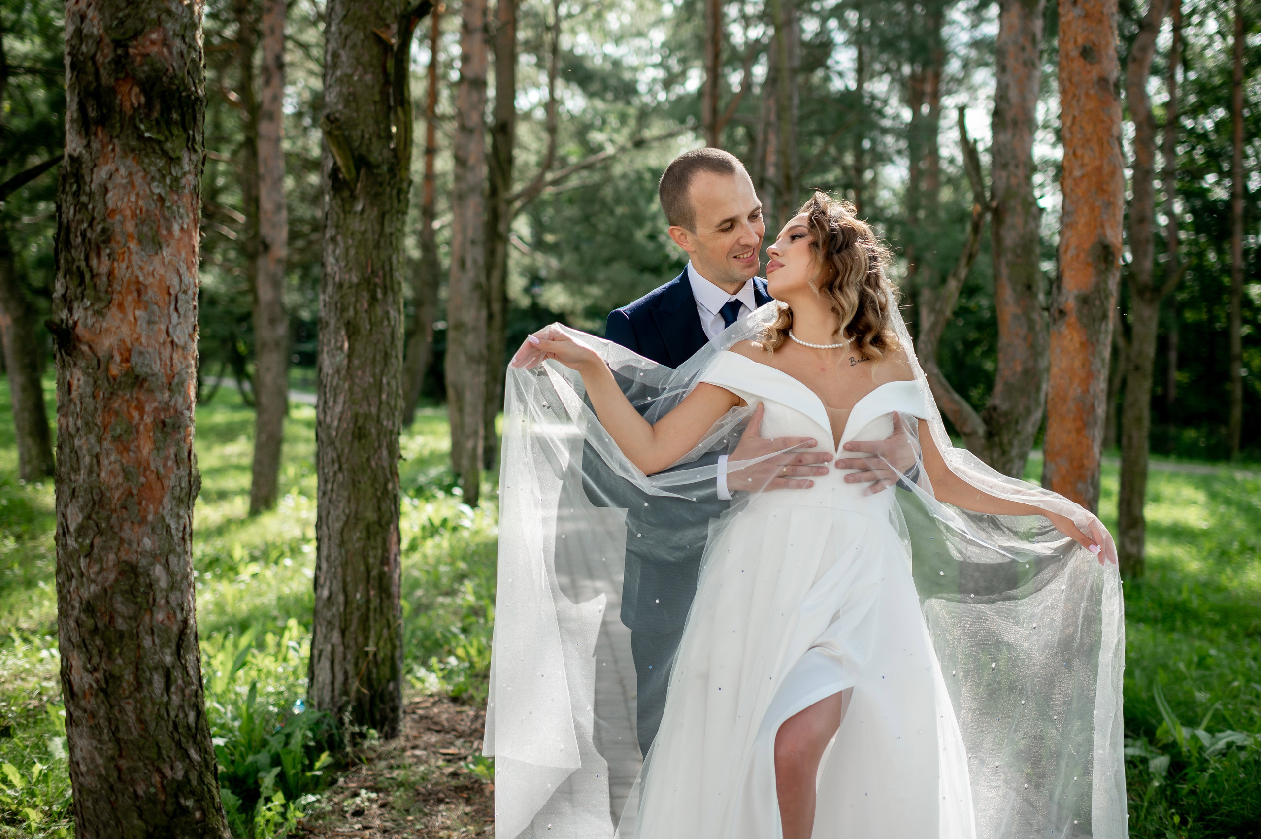 Людмила и Михаил (свадебная прогулка и регистрация в г. Кингисеппе). Портретный, семейный и свадебный фотограф в Санкт-Петербурге и в Пушкине Ширяев Денис