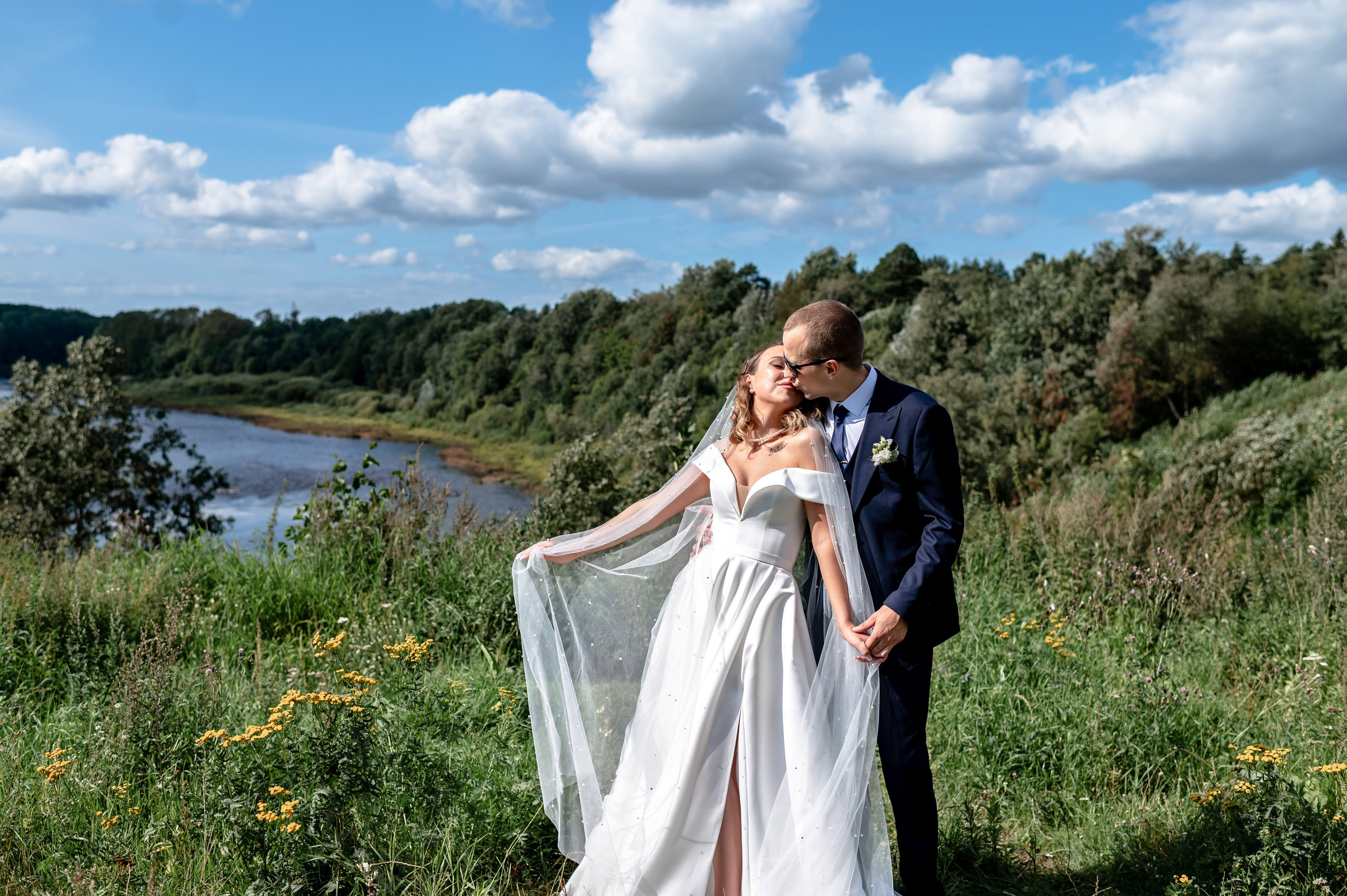 Людмила и Михаил (свадебная прогулка и регистрация в г. Кингисеппе). Портретный, семейный и свадебный фотограф в Санкт-Петербурге и в Пушкине Ширяев Денис