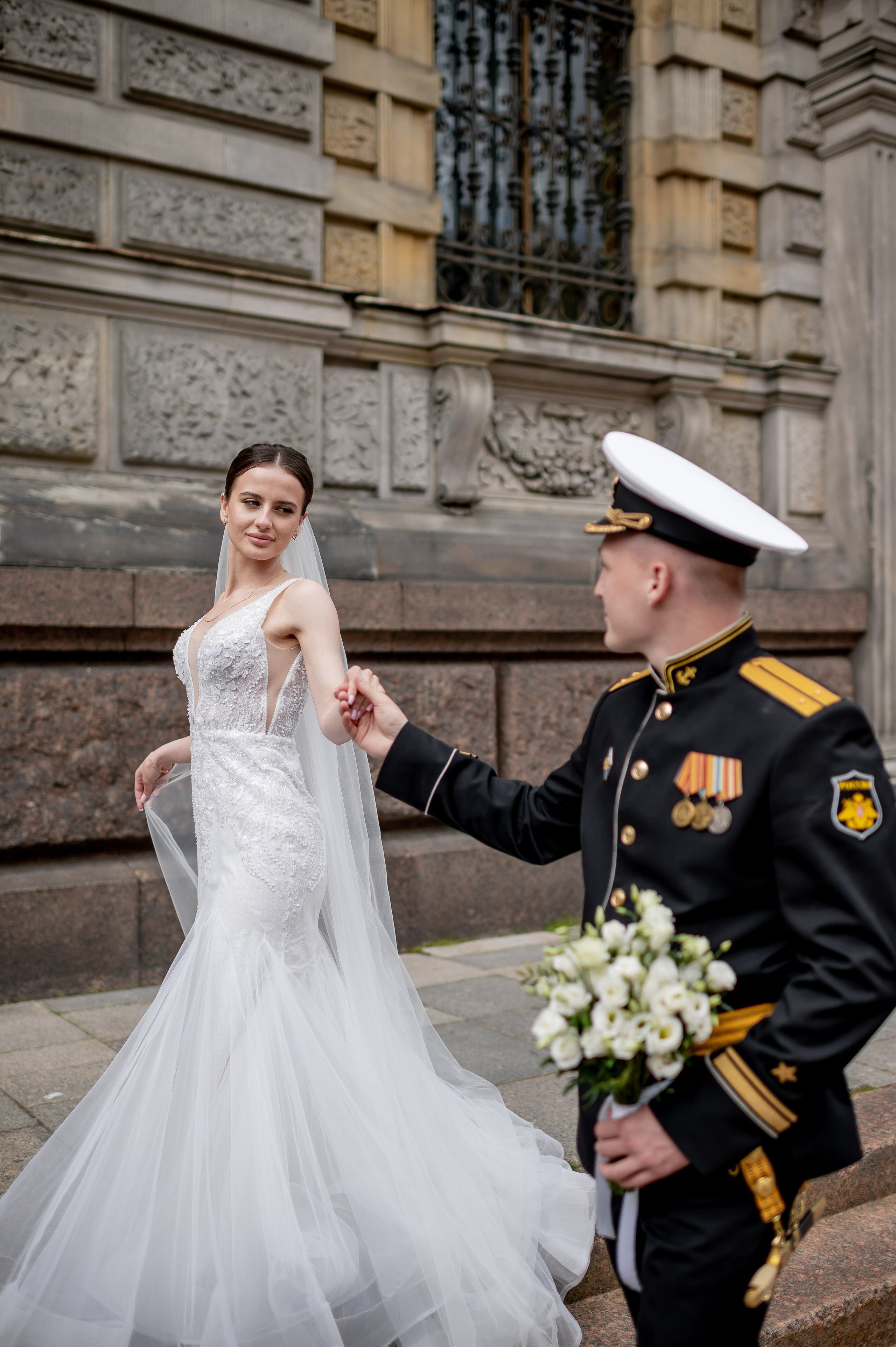 Елизавета и Максим (фотосессия у Дворца Штиглица, набережная Мойки и у Законодательного собрания). Портретный, семейный и свадебный фотограф в Санкт-Петербурге и в Пушкине Ширяев Денис