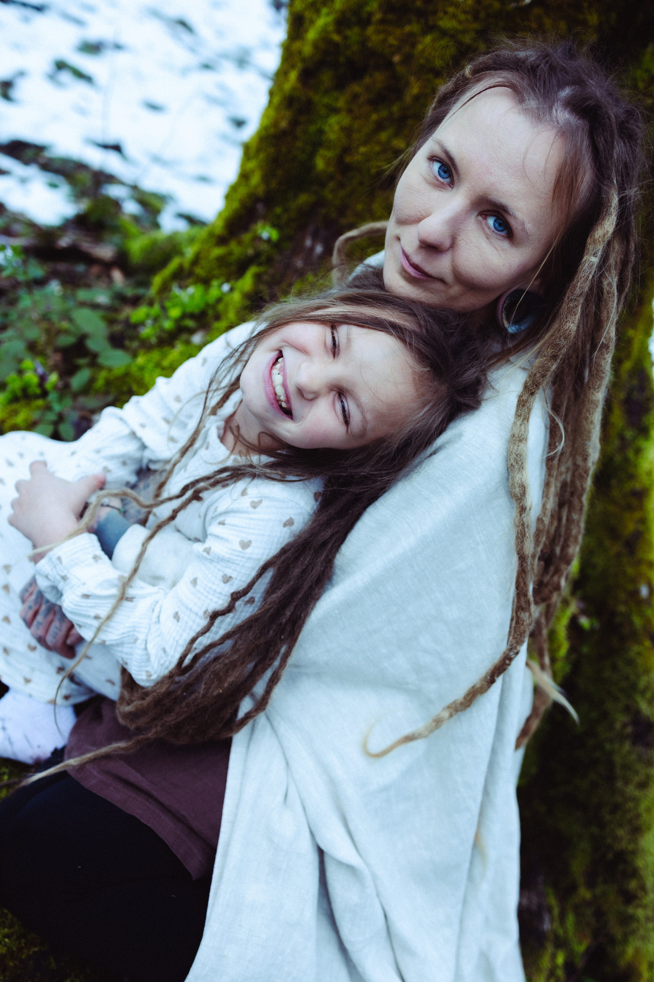 Семейная фотосессия мамы и дочери