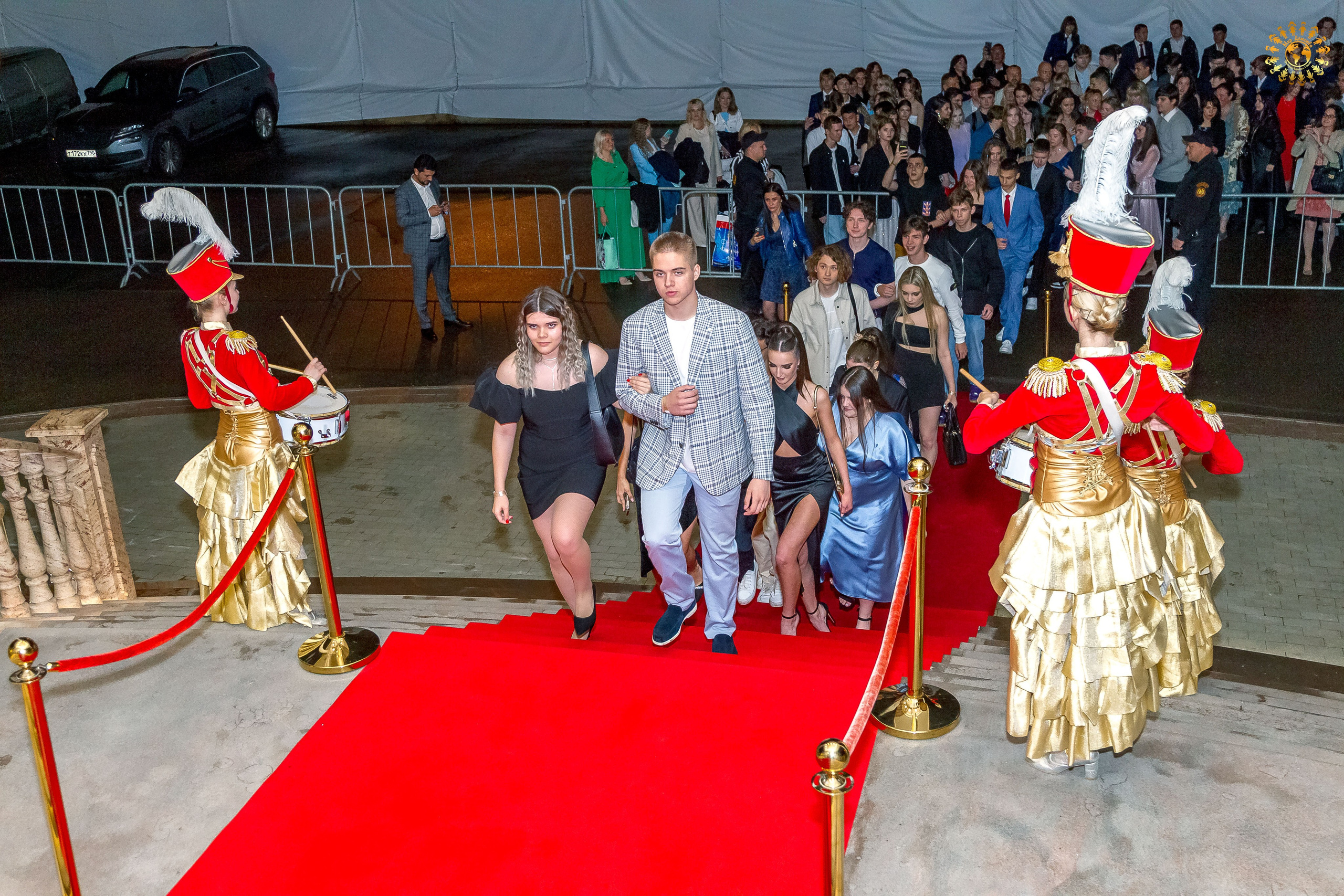 Выпускной 2023 (11-е классы) Triumph City Hall Москва. Репортажная съемка в Москве и области. Анималистика