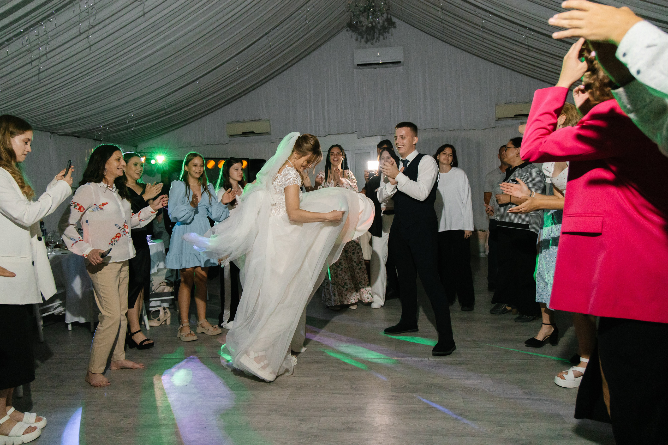 Ксения и Антон (полный день). Фотограф в Барнауле Юлия Садвокасова