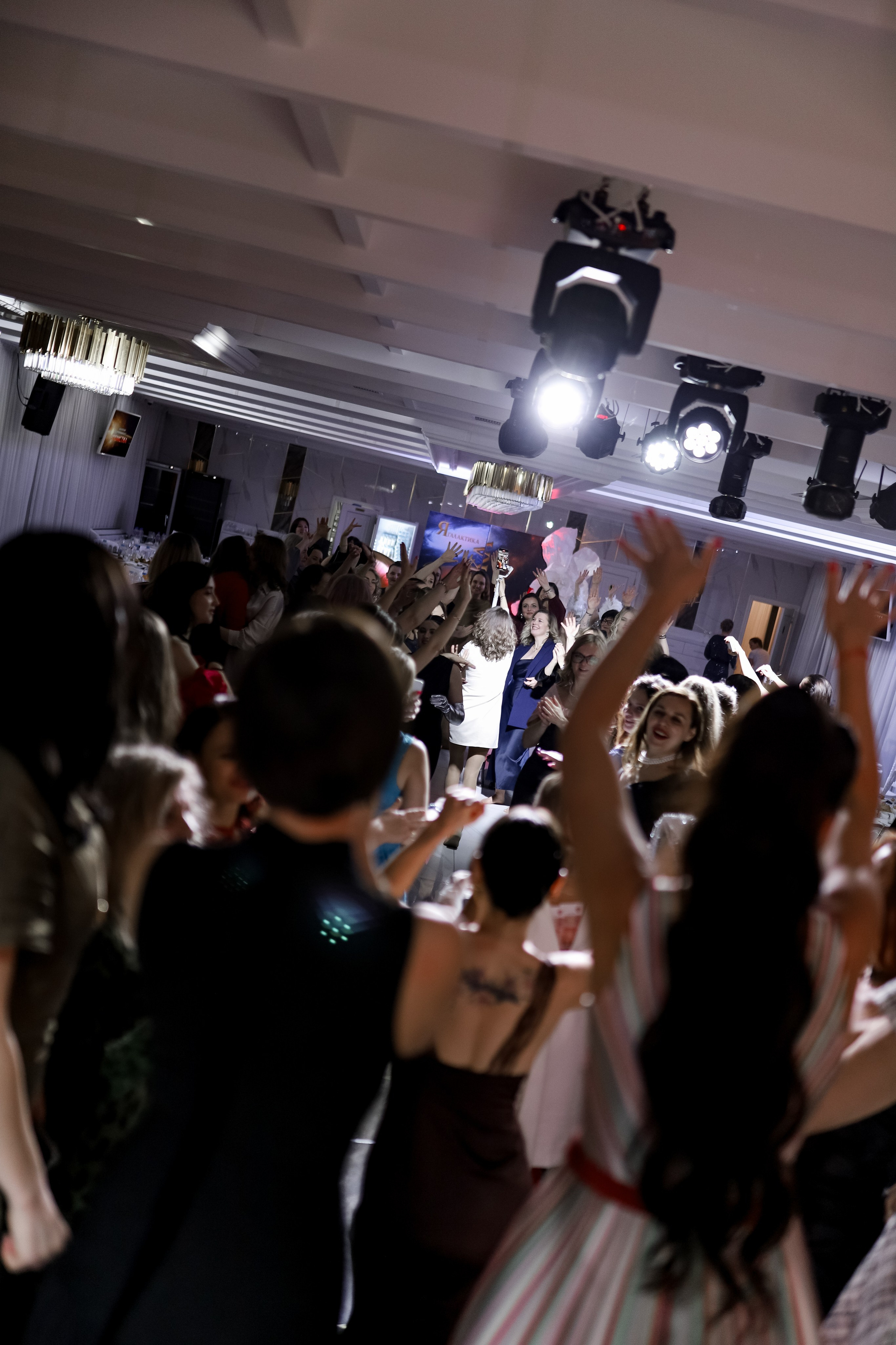 Роскошный вечер Наталии Карамянц