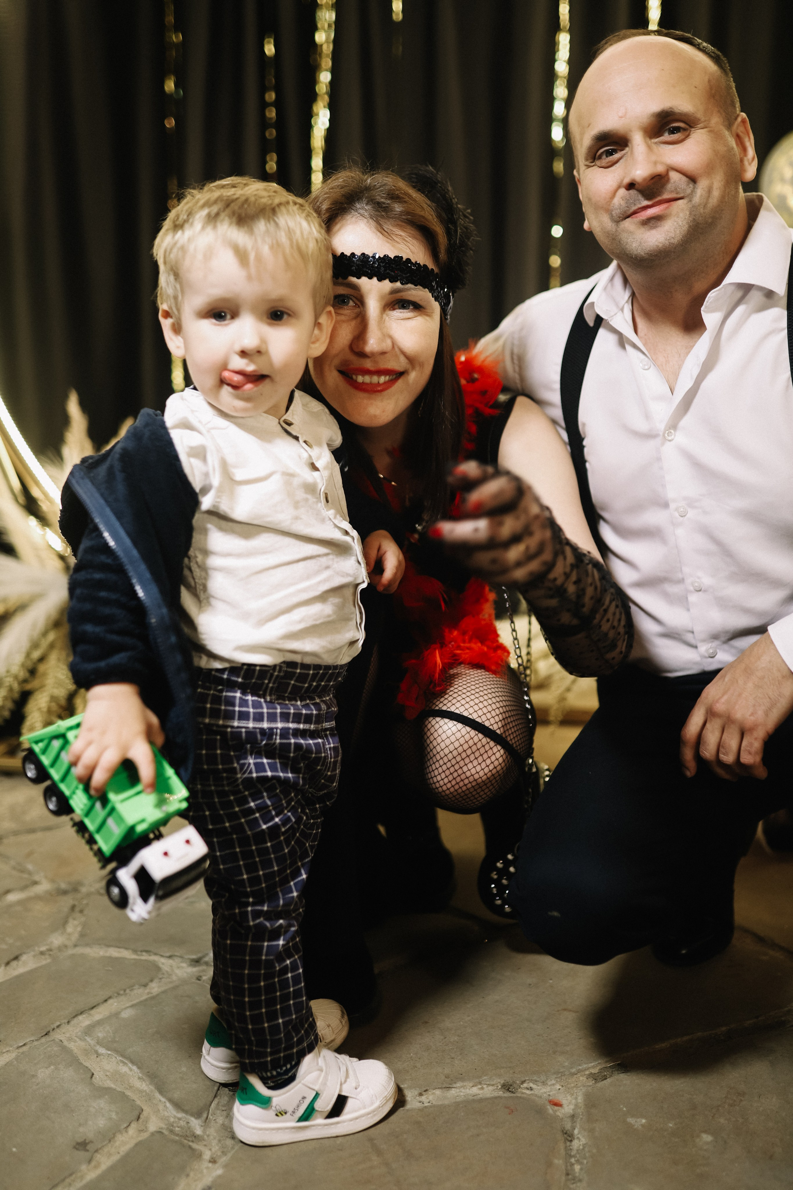 25.Диана и гости