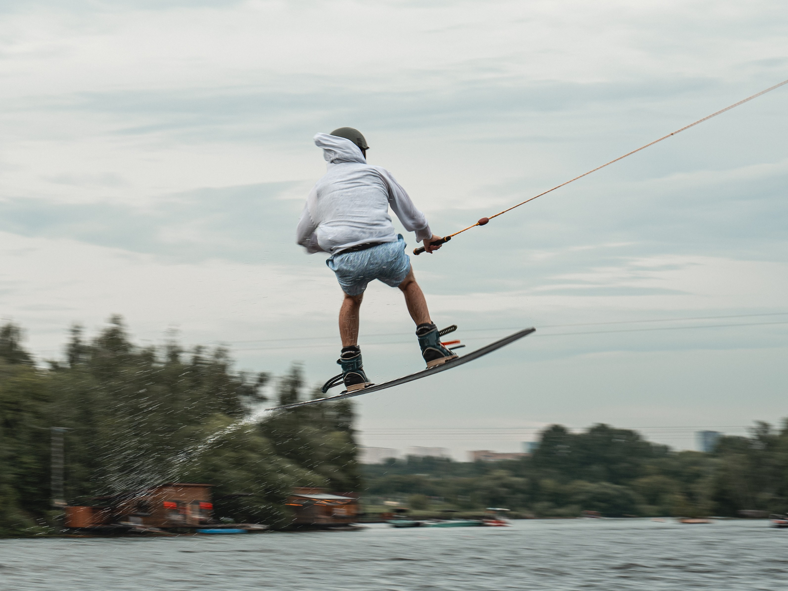 Action. Если ты на Земле — звони