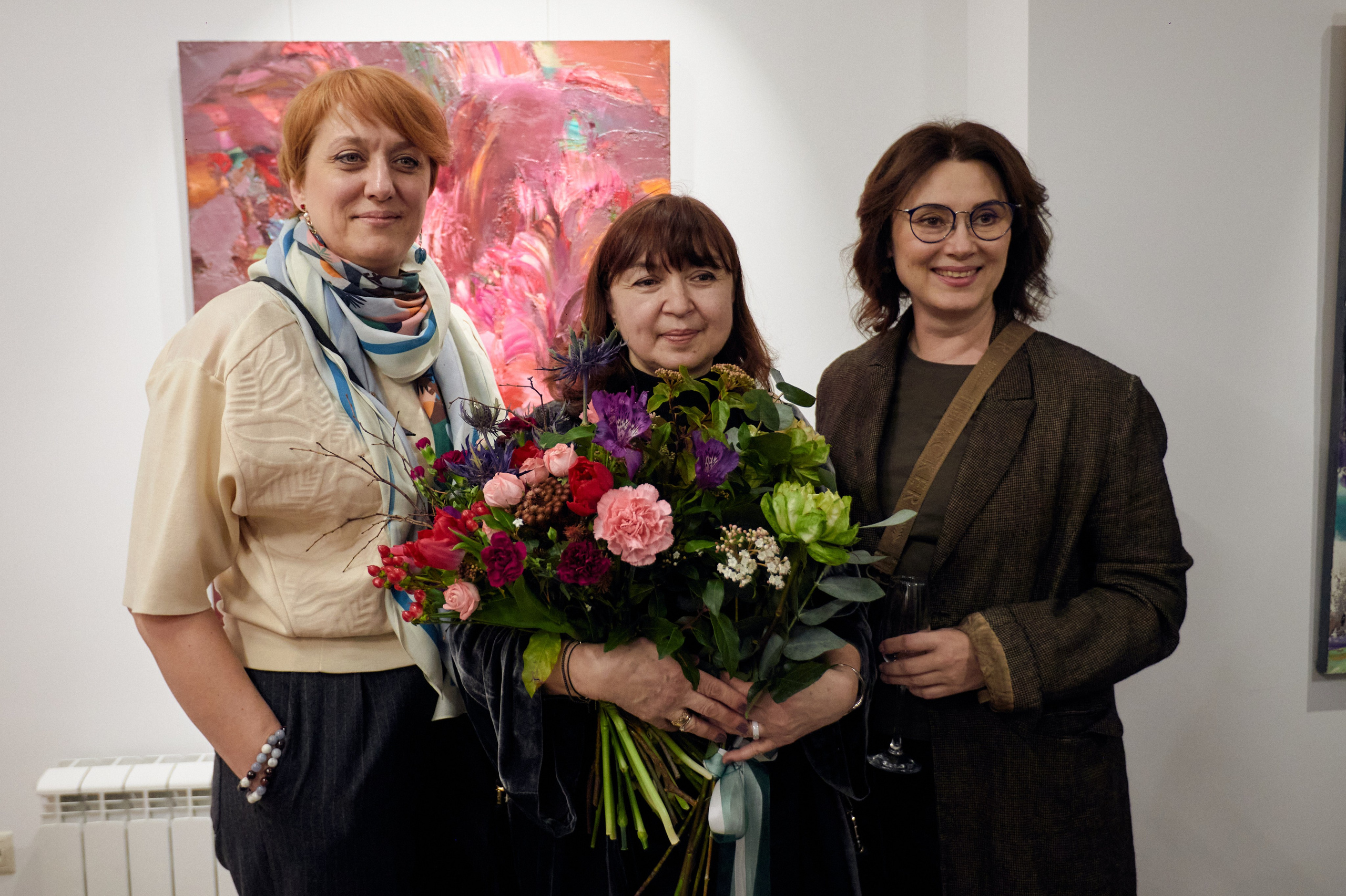 Открытие выставки краснодарской художницы Ларисы Блохиной. Фотограф Юлия Маринина