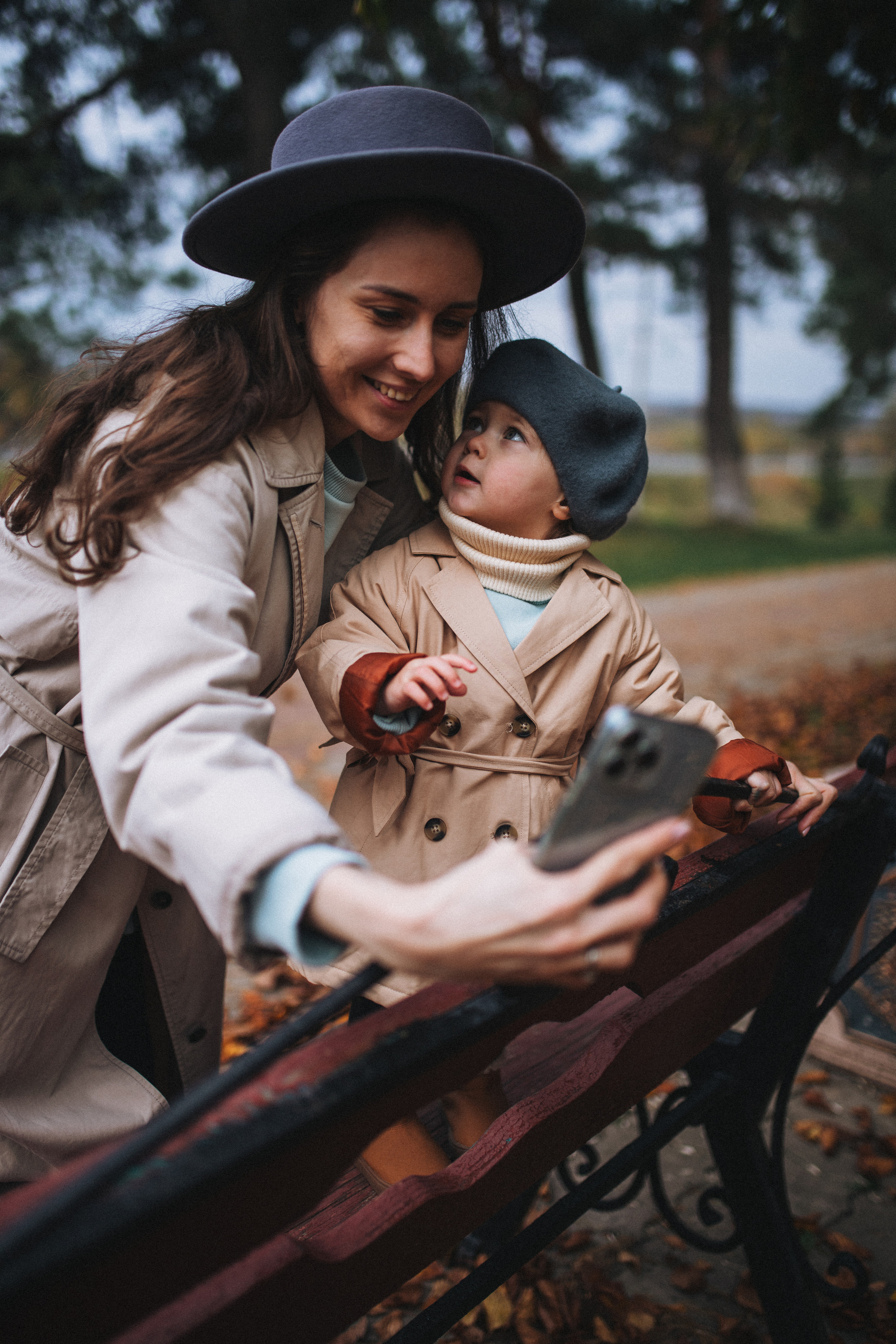 Яна и Теона. Главная