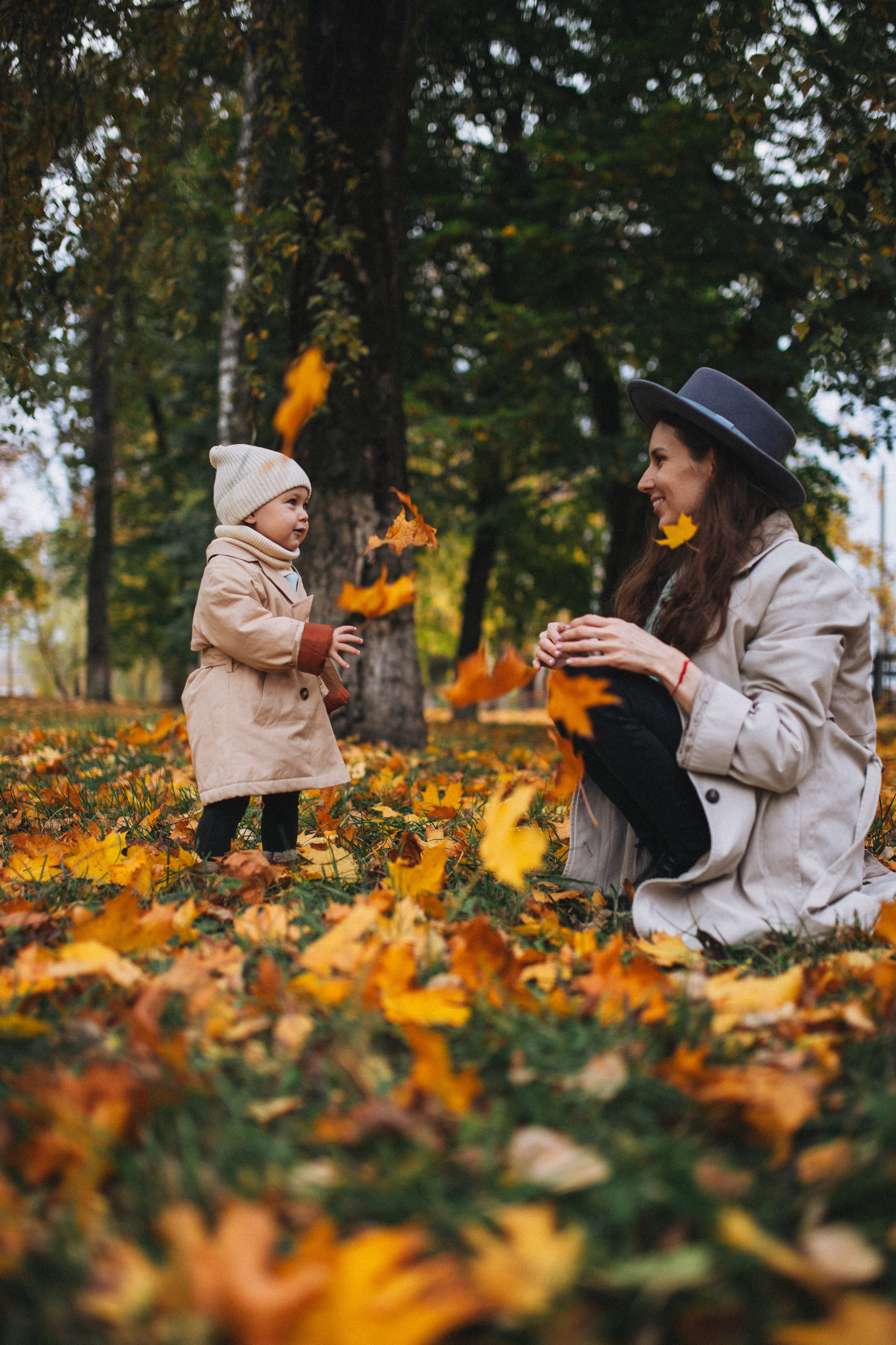 Яна и Теона. Главная