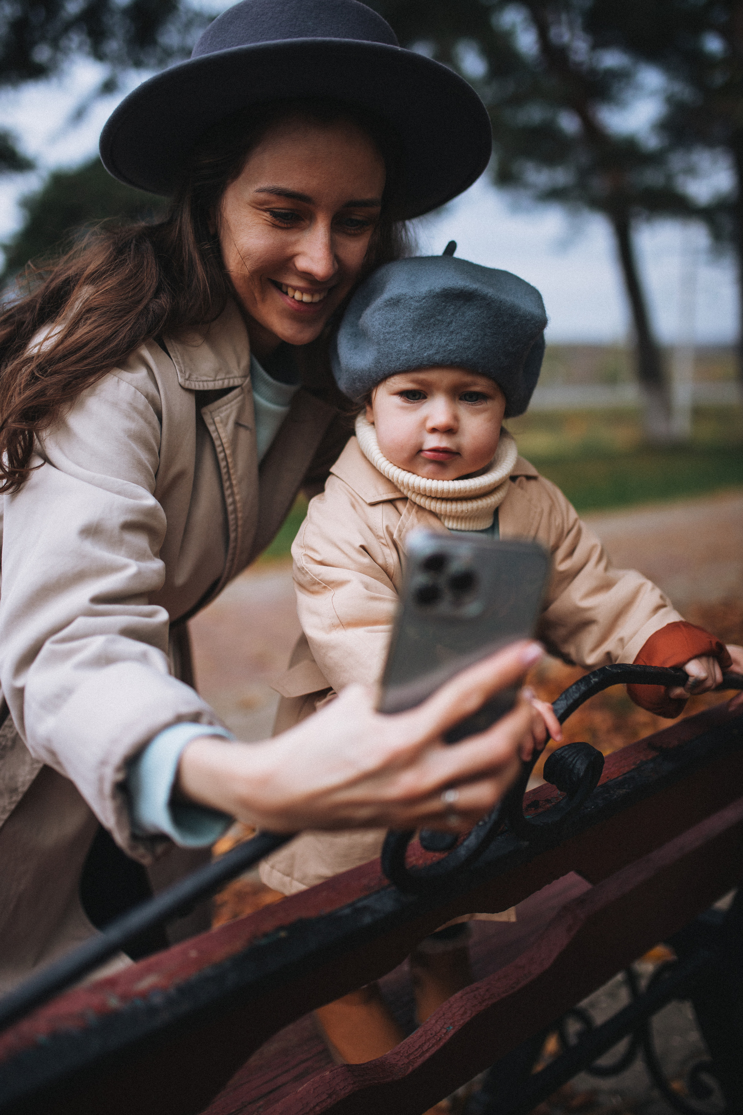 Яна и Теона. Главная