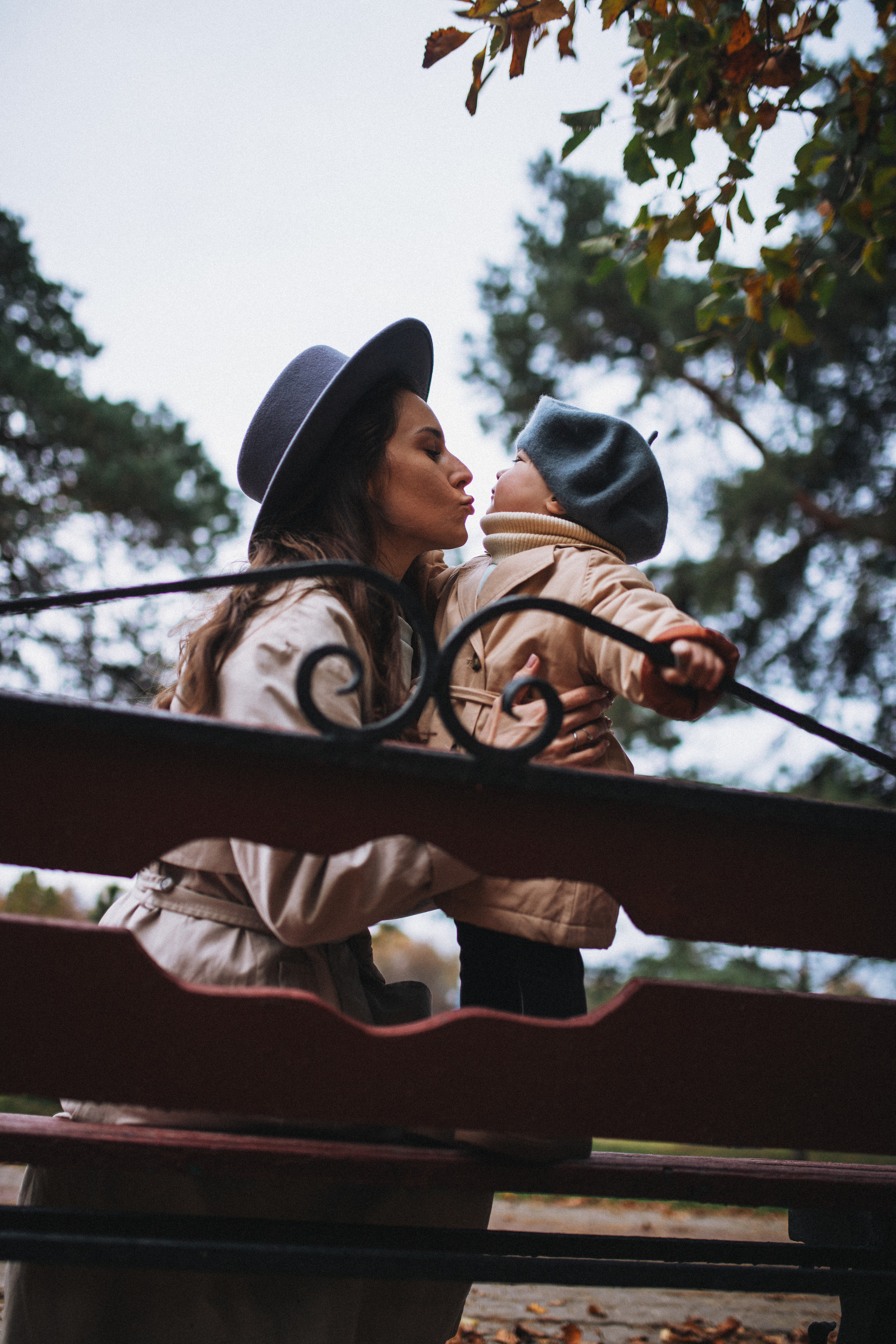 Яна и Теона. Главная