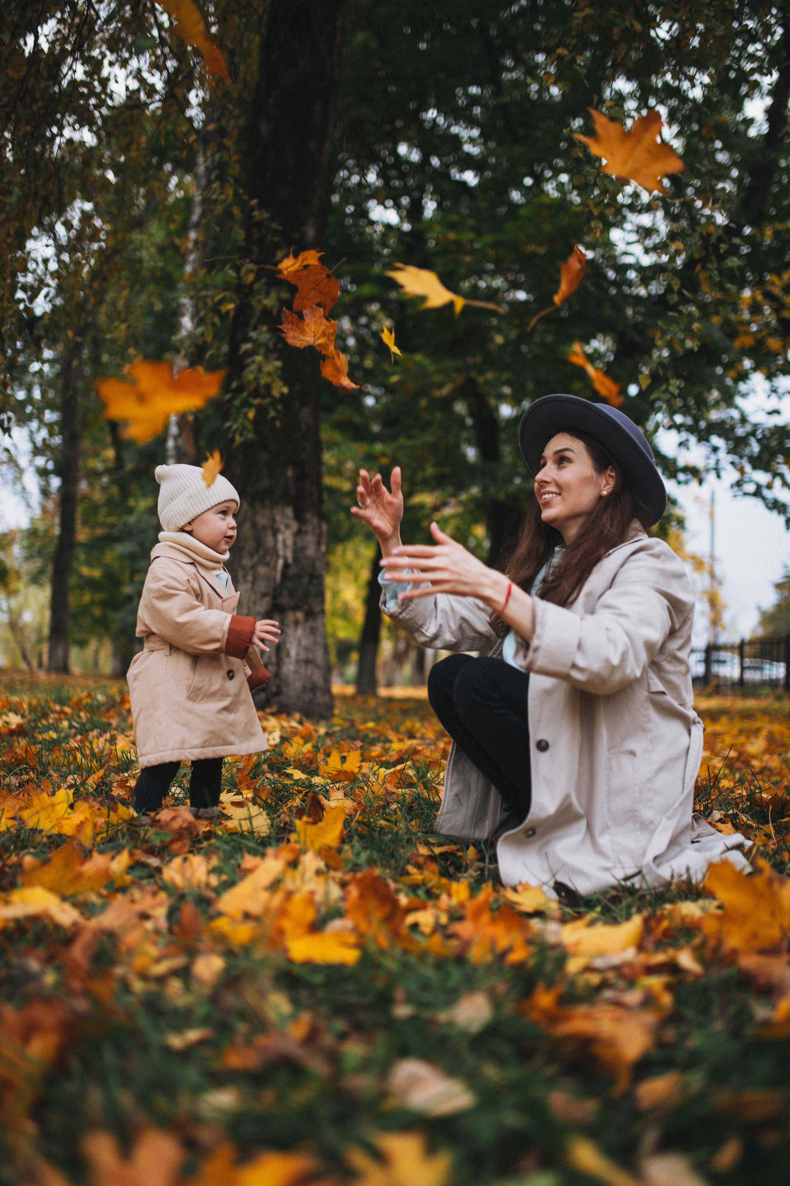 Яна и Теона. Главная