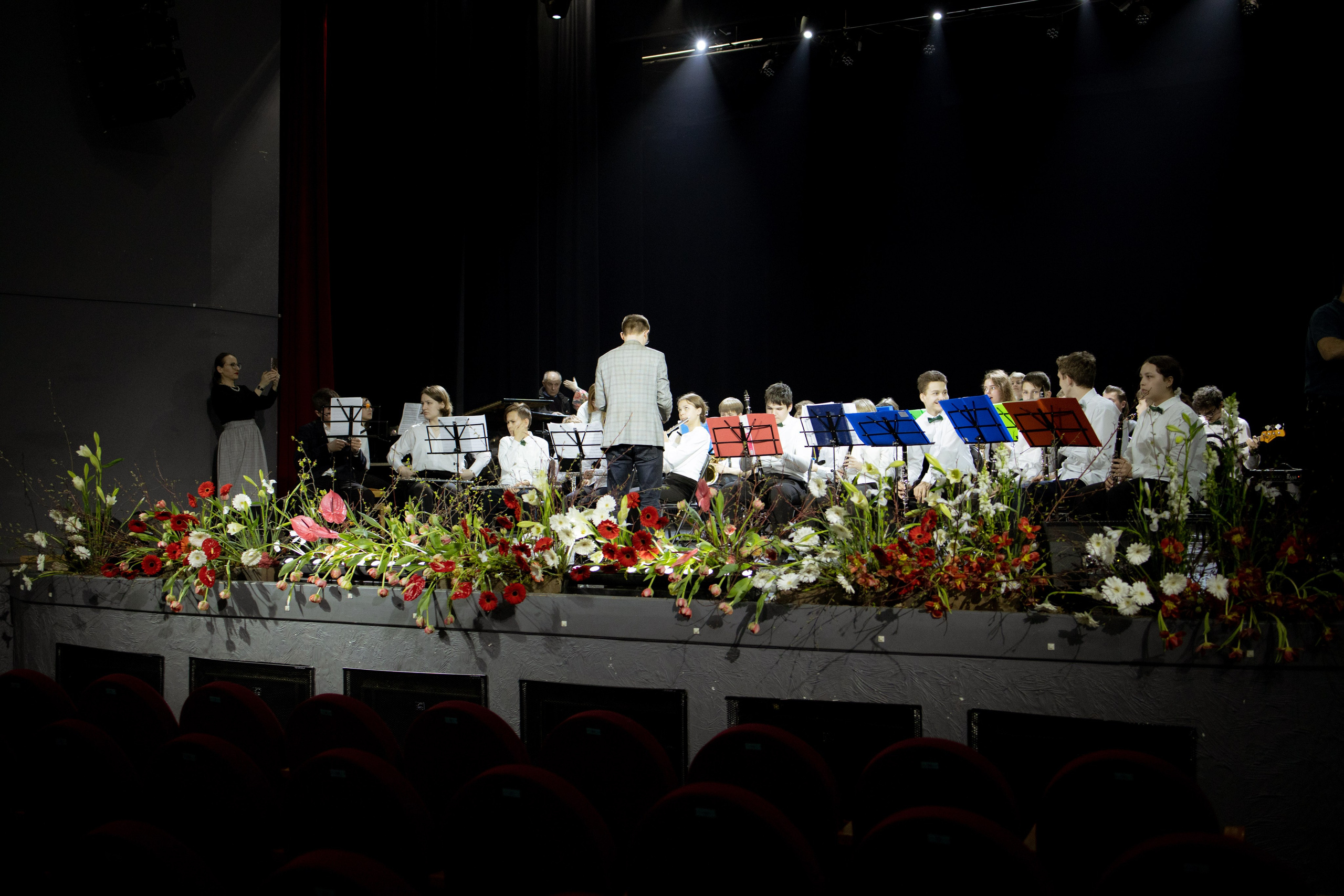 Оформление Отчетного концерта Музыкальной школы Глазунова. Оформление свадеб, декор свадеб Вера Маркова, Москва