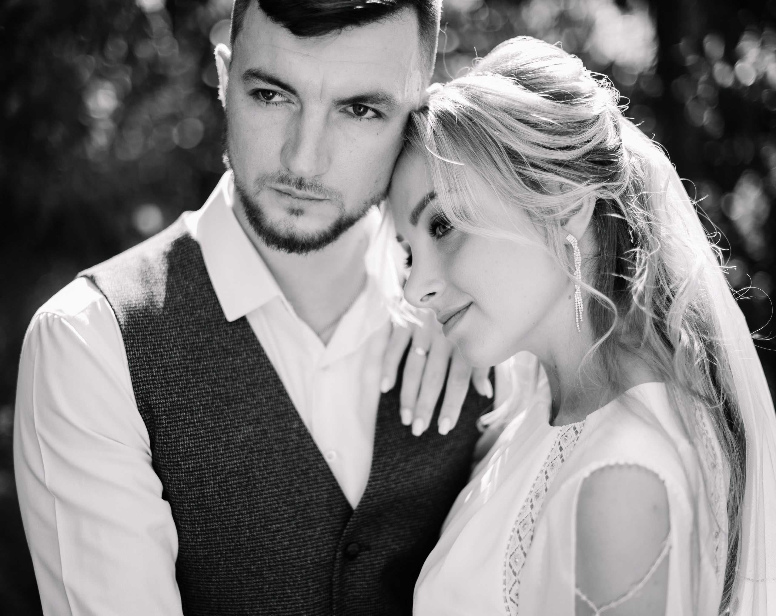 Влад и Ксения, 03.09.2022. Свадебный фотограф в Сибае Елена Самарина