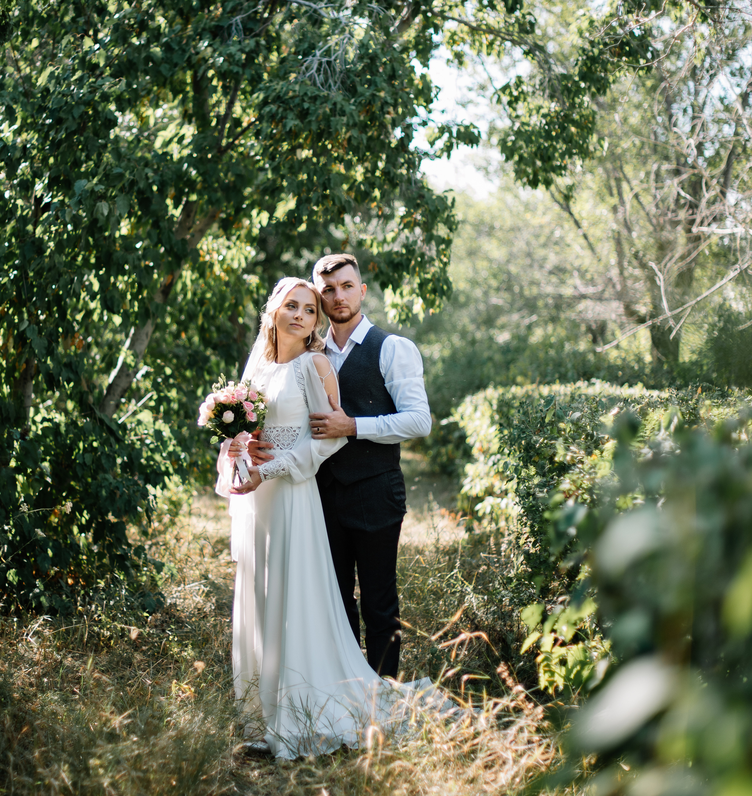 Влад и Ксения, 03.09.2022. Свадебный фотограф в Сибае Елена Самарина