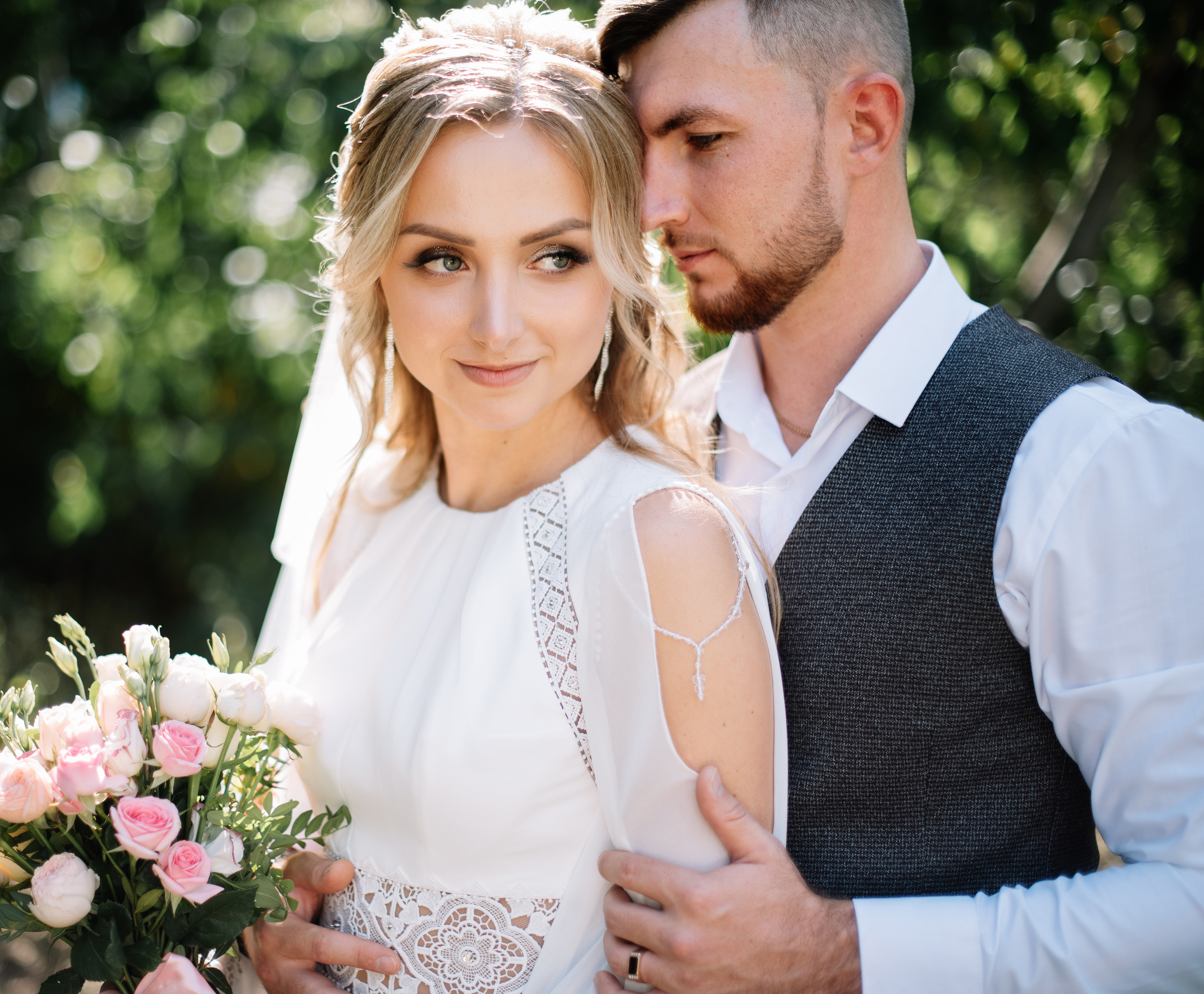 Влад и Ксения, 03.09.2022. Свадебный фотограф в Сибае Елена Самарина