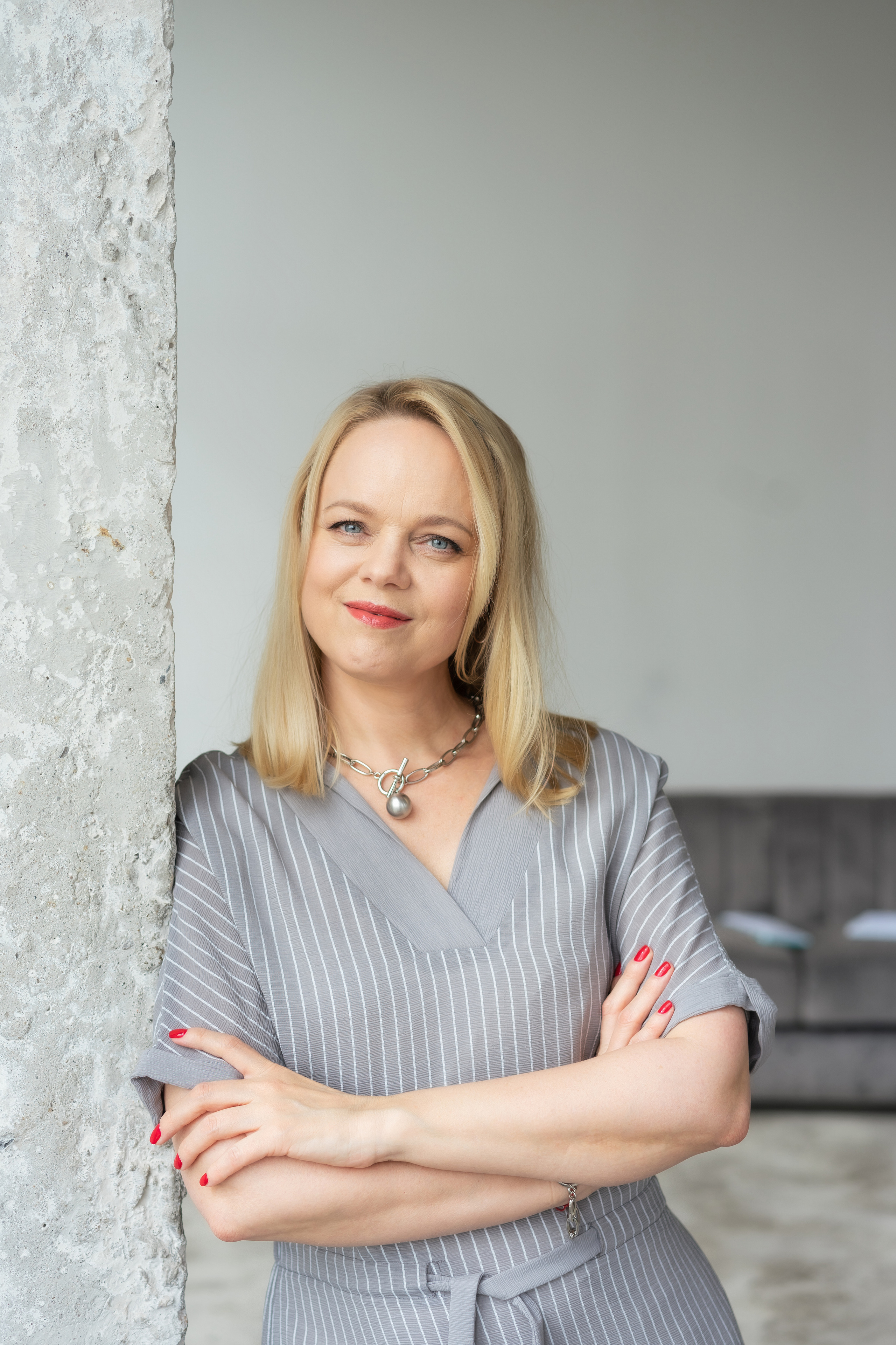 Ирина — эксперт по продажам. Фотограф Москва Илюткина Евгения ilutkina.evgenia