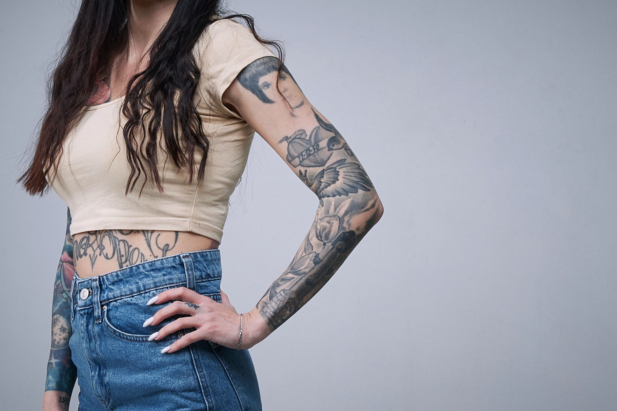 Части тела tattoo girl. Автомобильный, автоспортивный и репортажный фотограф СПб Дмитрий Копытин