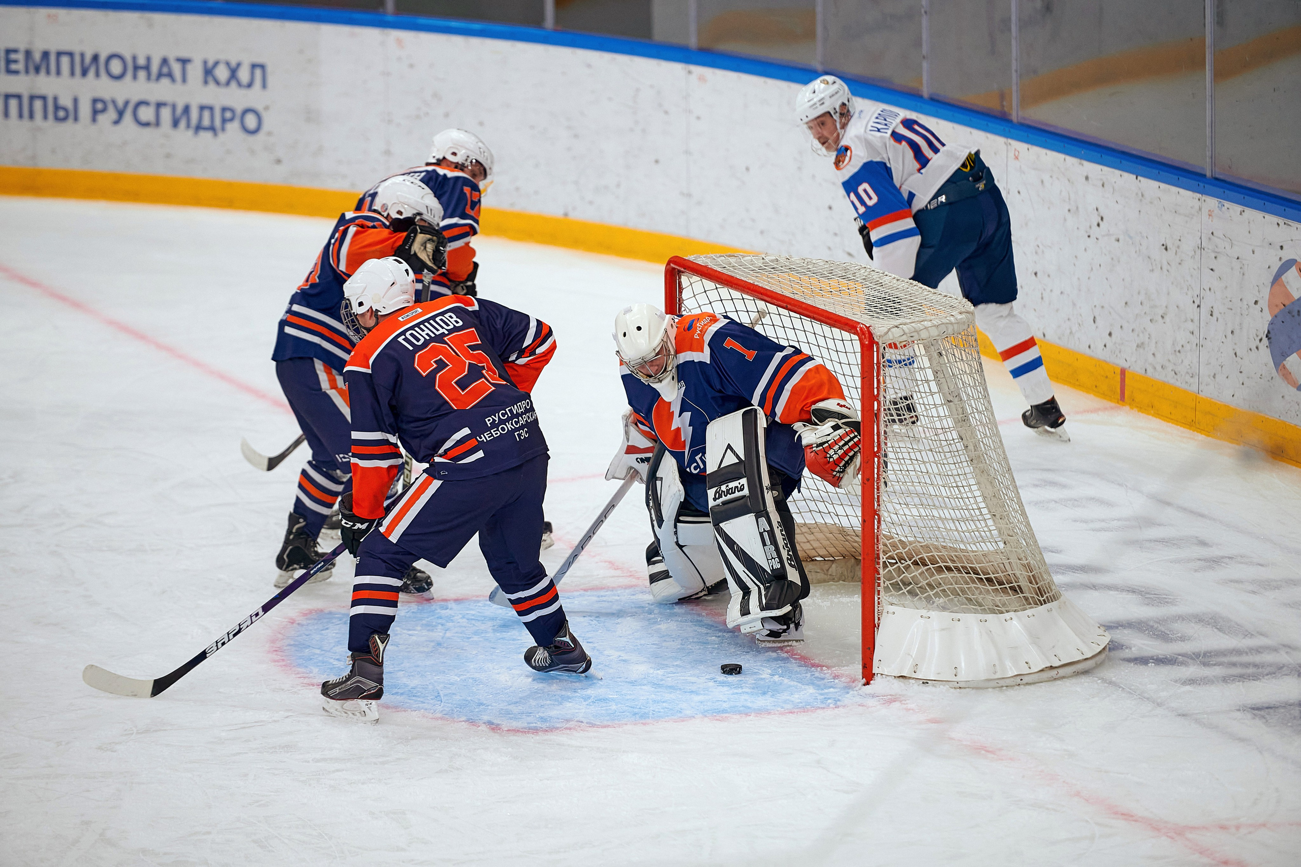 Портфолио репортажной фотосъёмки: Кристалл арена — Хоккей — РусГидро. Фотограф Яковлев Роман — Красноярск