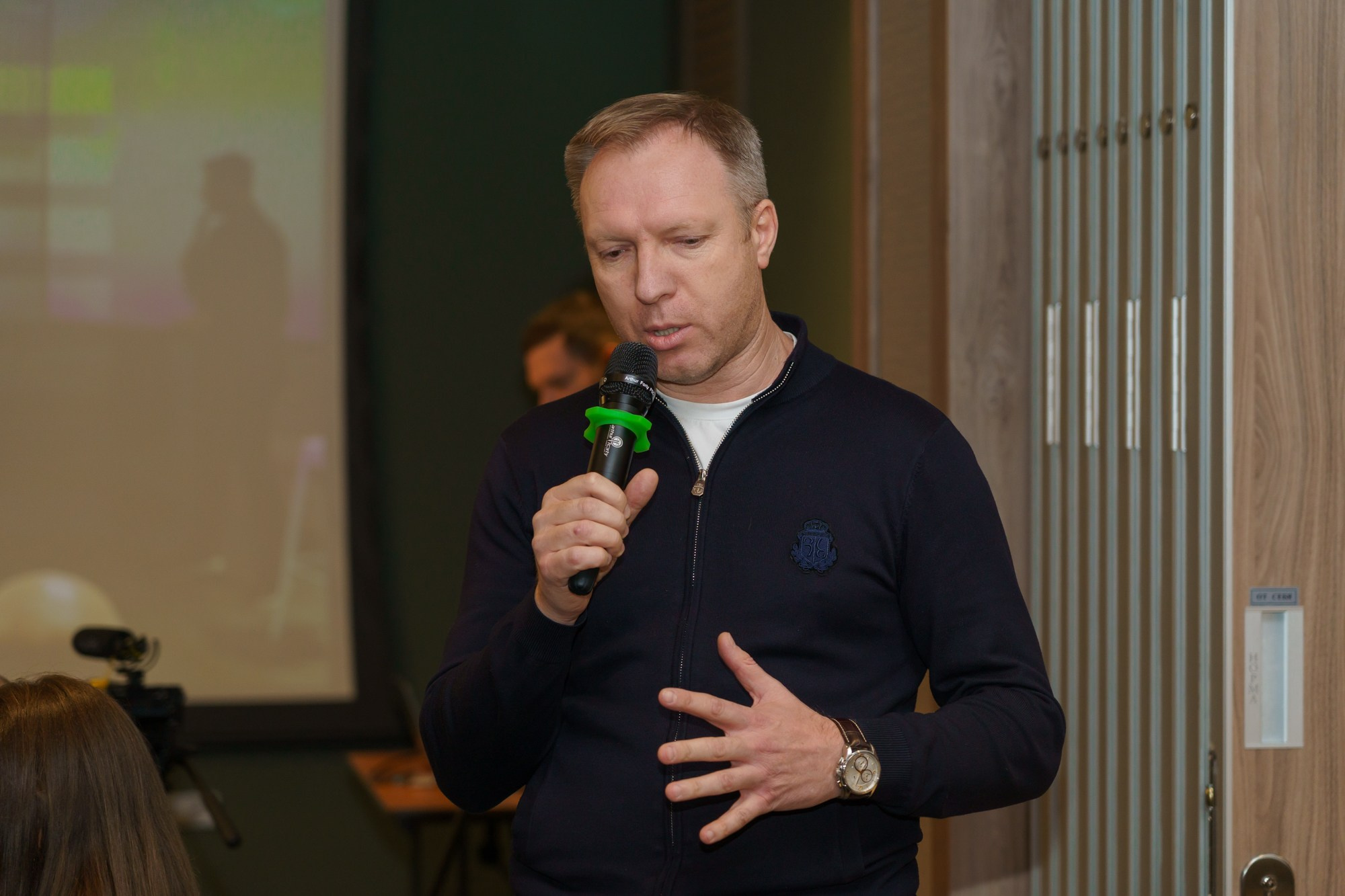 Выступление спикера. Photomantis