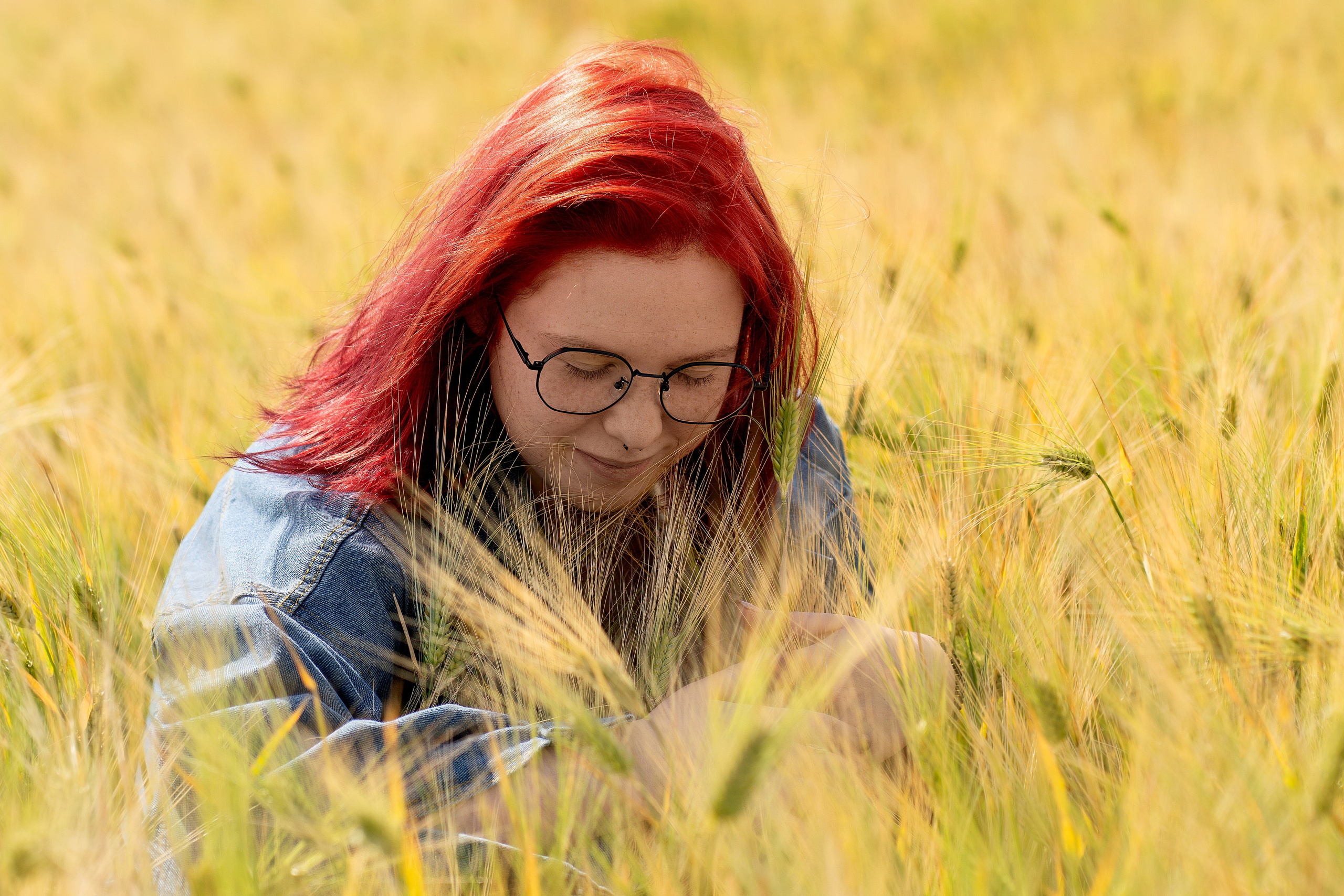 Здравствуй, поле!. Фотограф в РФ и ЛНР Юлия Федосеева