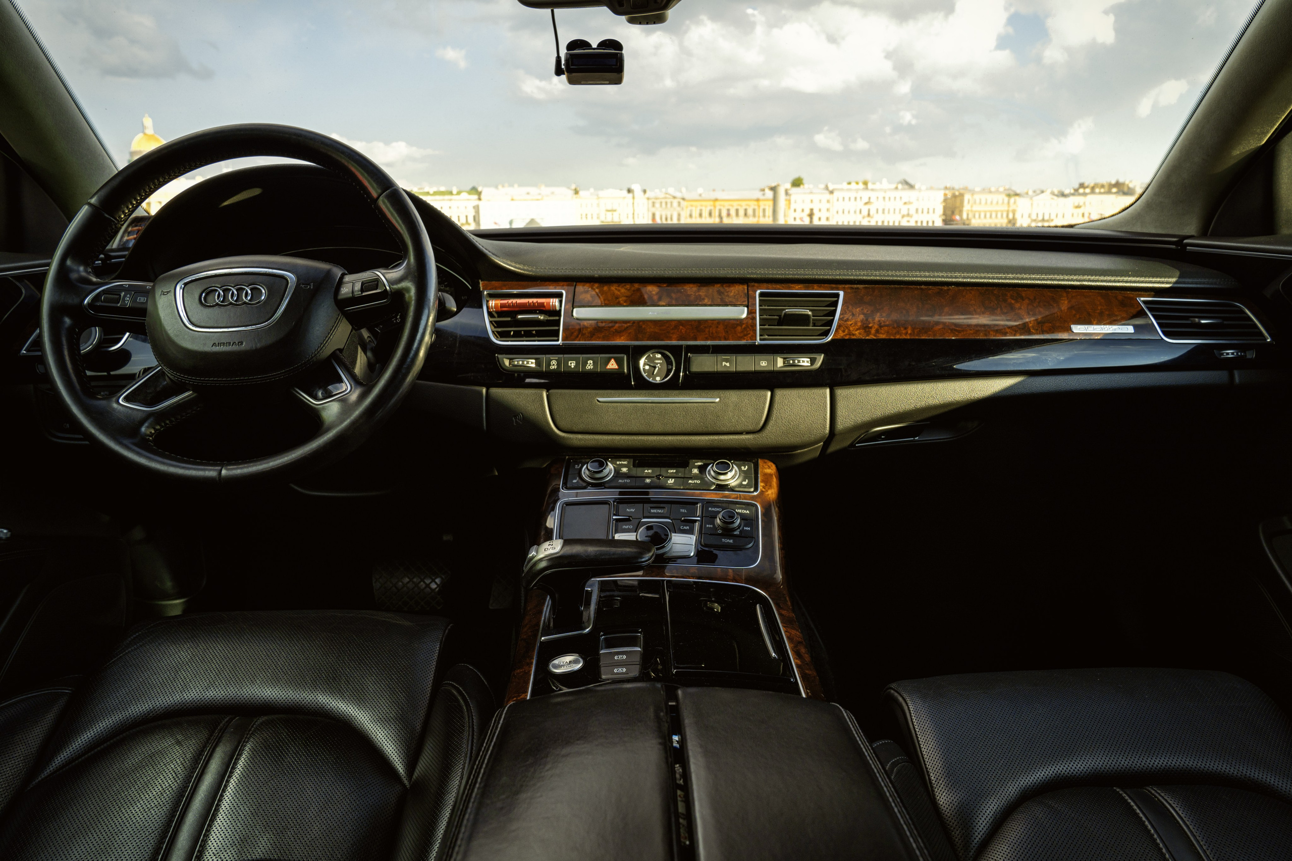 Audi A8 D4. Антон Незримый | Фотограф в Санкт-Петербурге