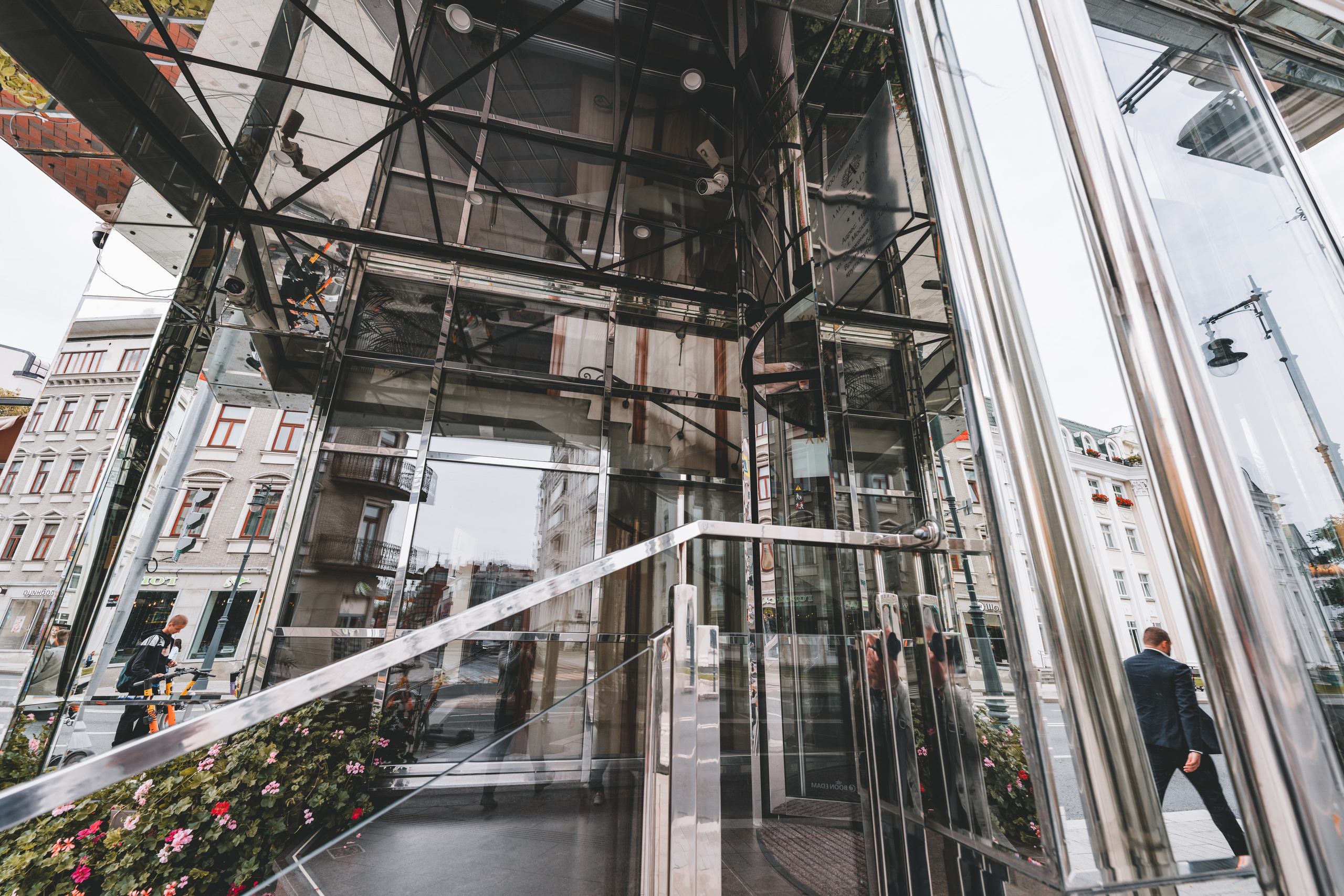 Гостиница Ambassadori на улице Остоженка в Москве