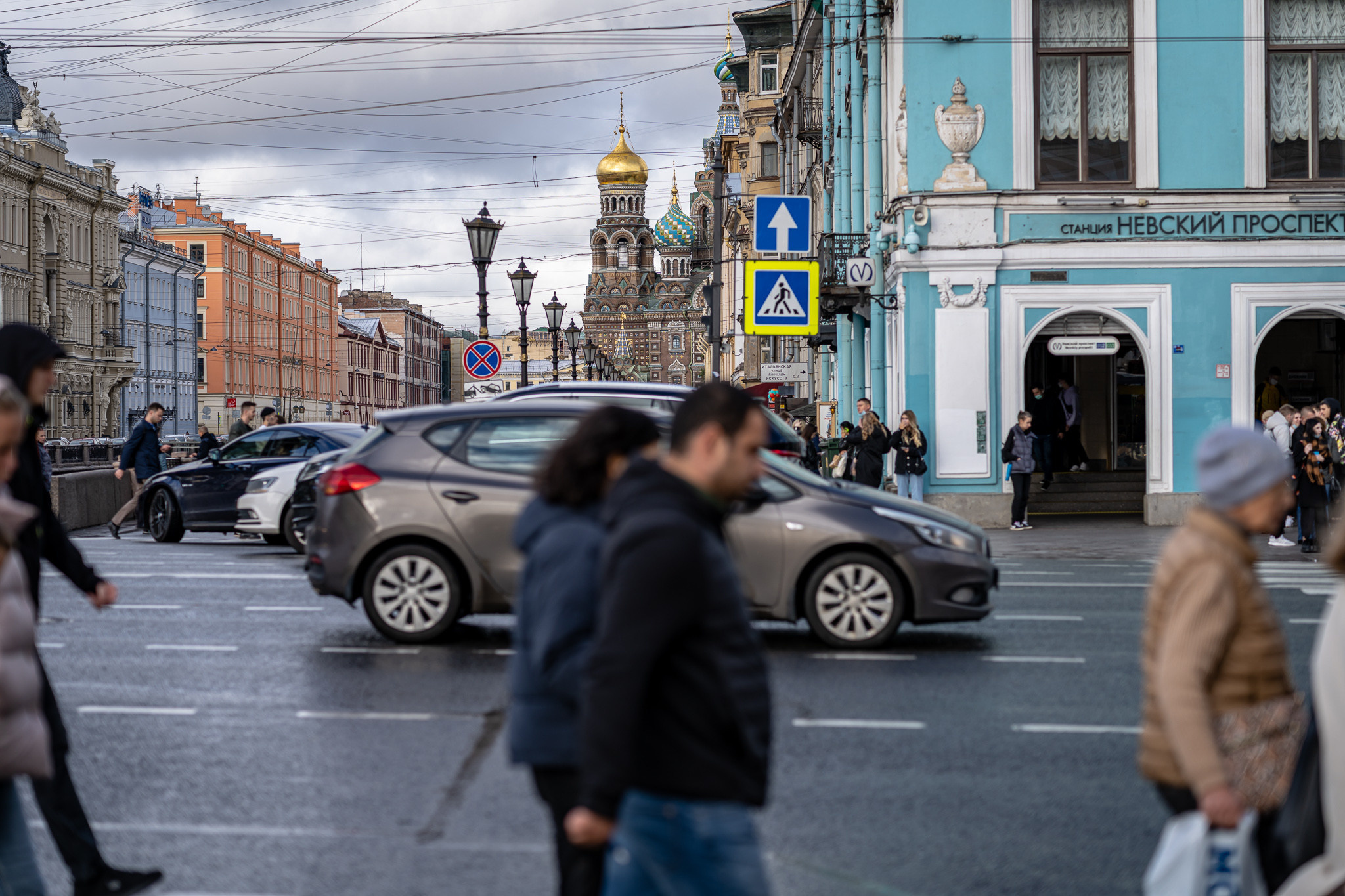 Вид на Спаса на Крови с Невского проспекта