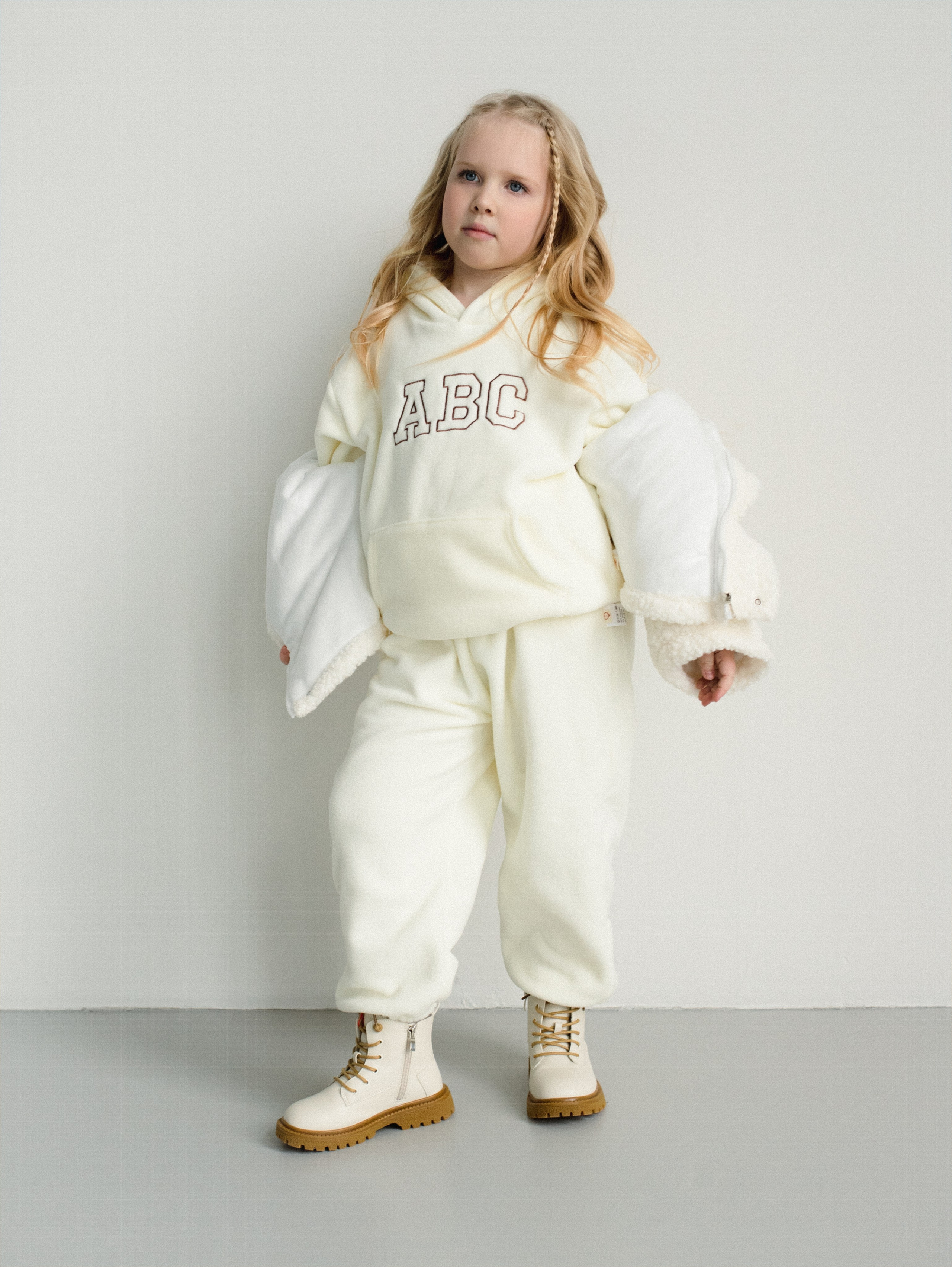 Детский каталог. Фотограф в Москве и Сургуте Алла Лесовая. Снимаю каталог для брендов и индивидуальные портреты для людей