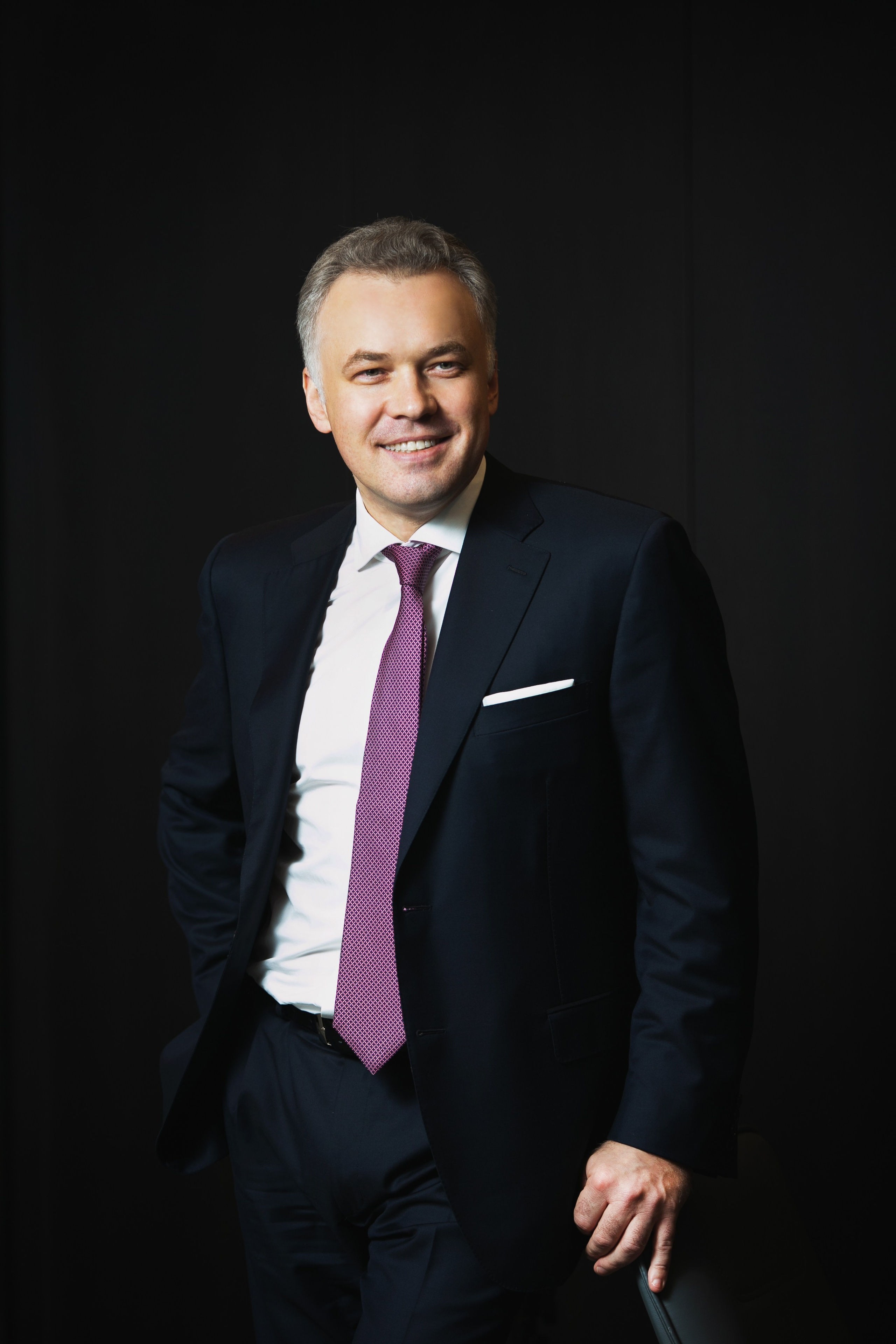 Бизнес портреты. Профессиональный фотограф Евгений Земцов в Москве. Контент съемка, репортаж мероприятий, бизнес портреты