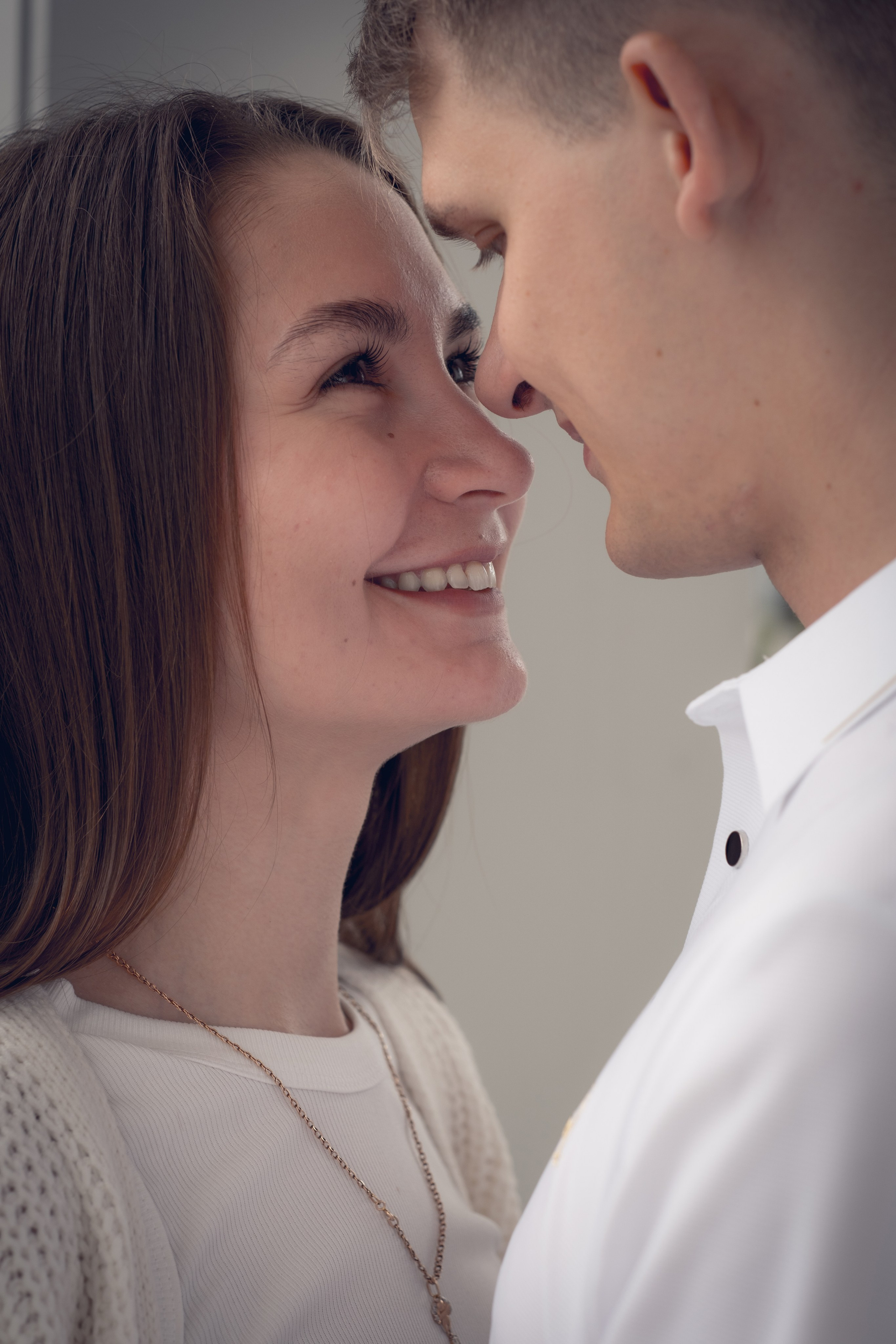 Love-story Даша и Кирилл. Фотограф Елена Дегтярева. Семейная, детская и школьная фотография в Тюмени. Яркие и живые снимки, которые сохранят историю вашей семьи