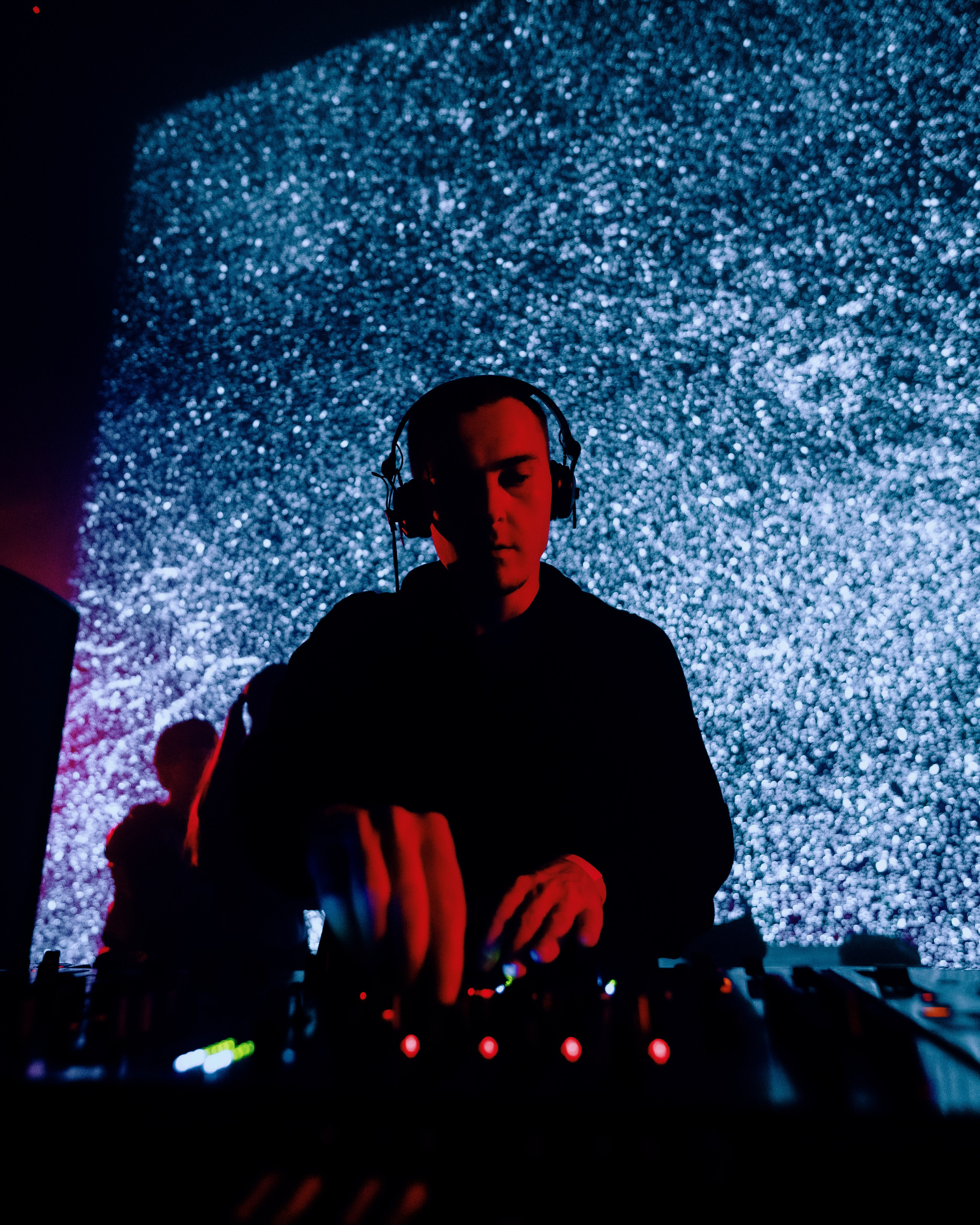 Ø, SILA SVETA. @tomrus: Рустам Шагиморданов — фотограф