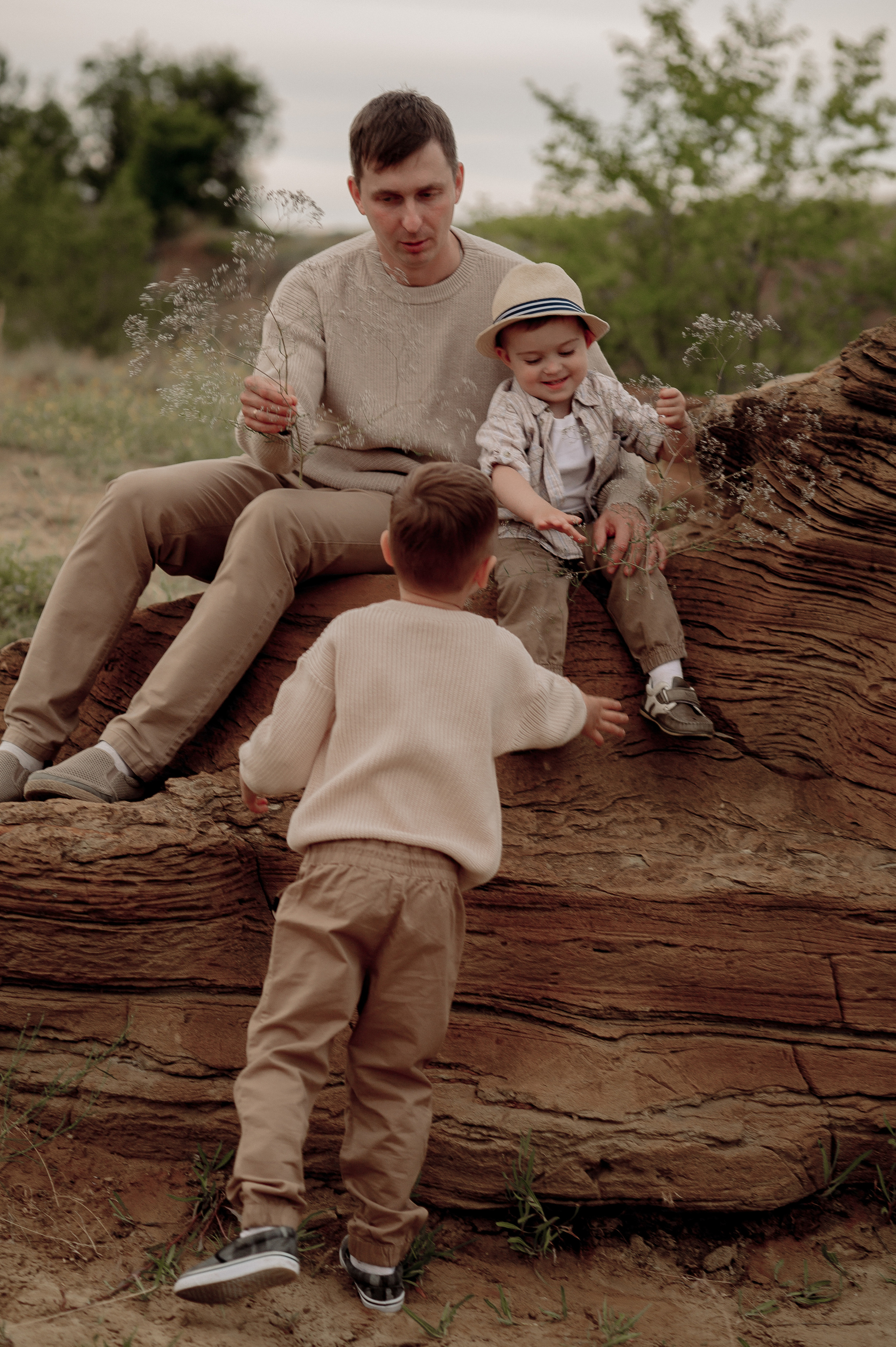 Ирина, Дима и их сынишки. Фотограф Мария Стрелкова