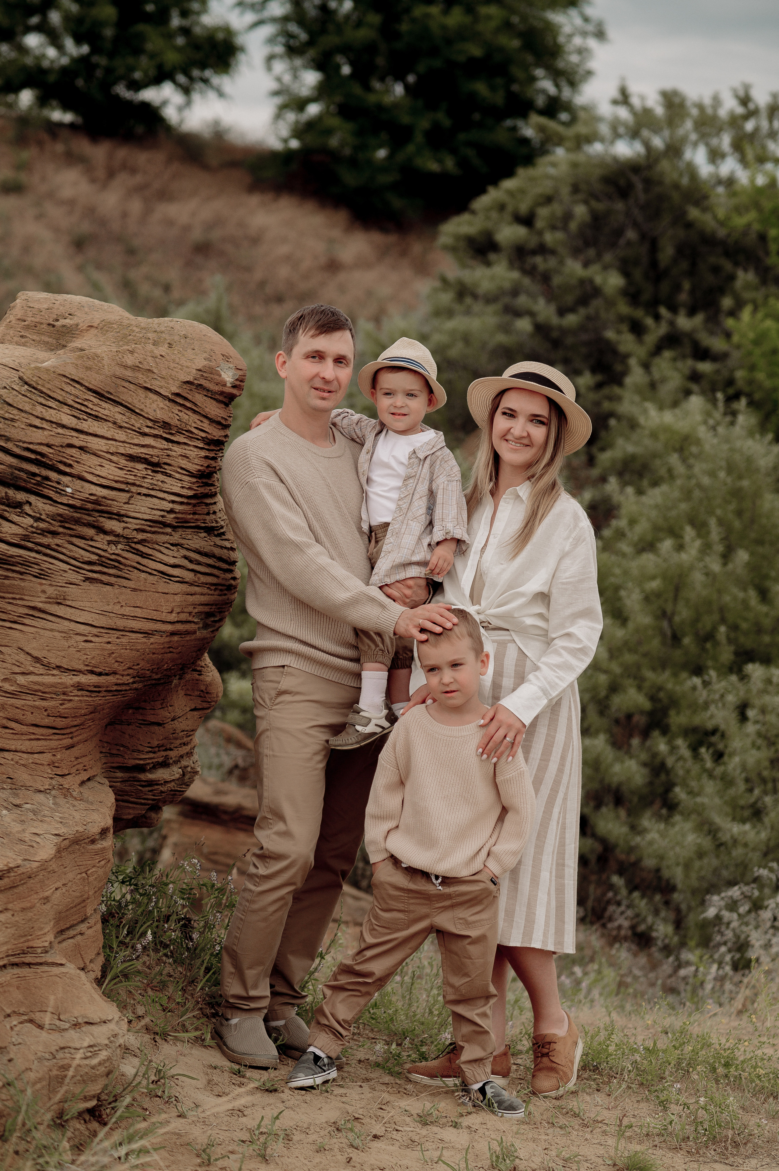 Ирина, Дима и их сынишки. Фотограф Мария Стрелкова