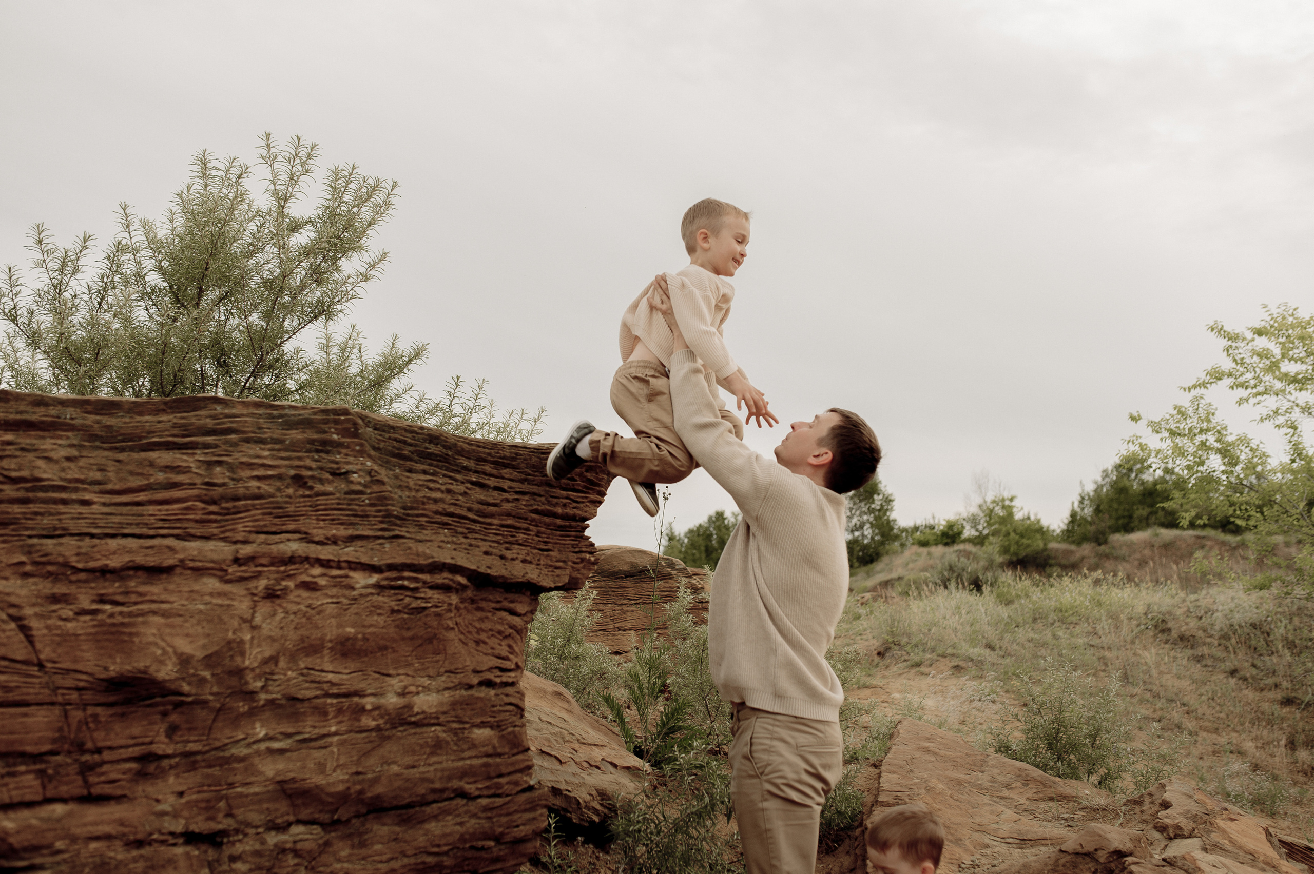 Ирина, Дима и их сынишки. Фотограф Мария Стрелкова